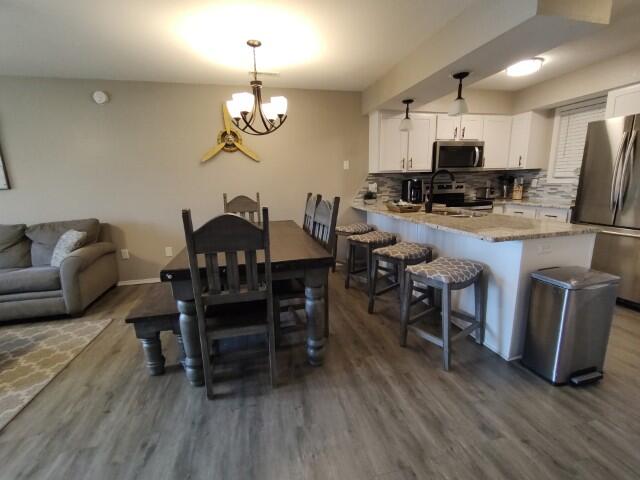 429 East Chinquapin Circle Property Photo 13