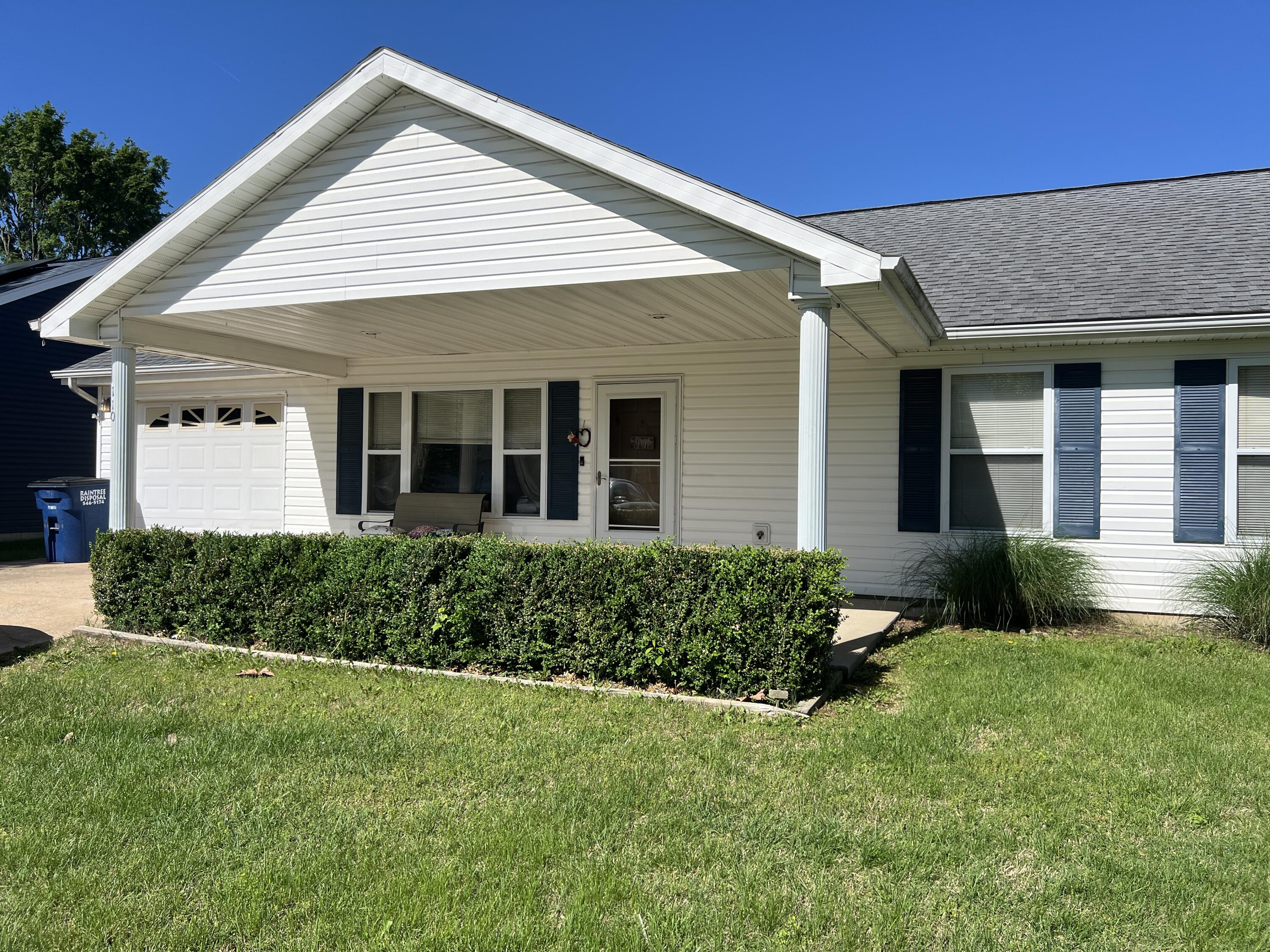 110 Eric Property Photo 2