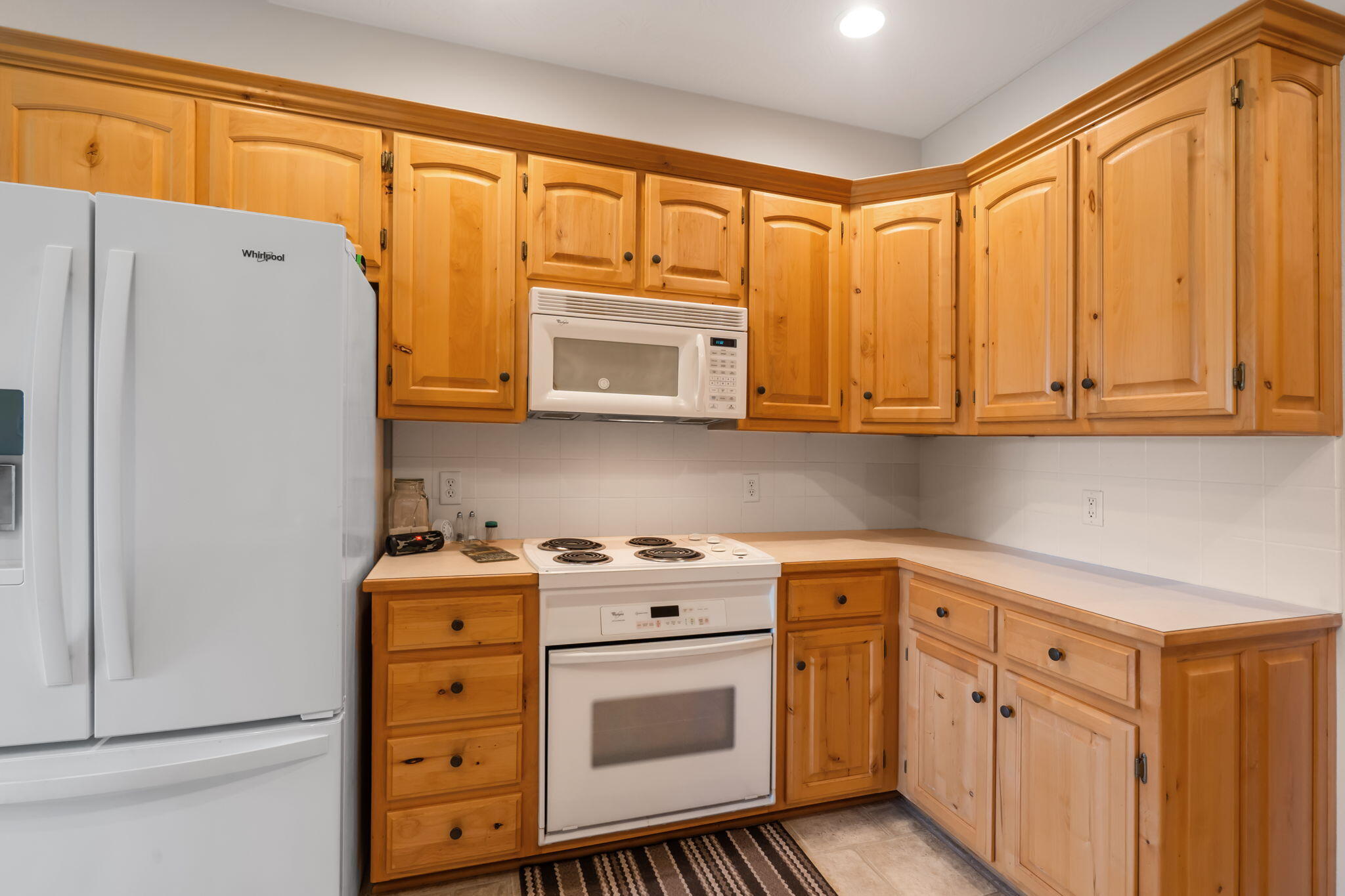 3733 South Suburban Avenue Property Photo 11