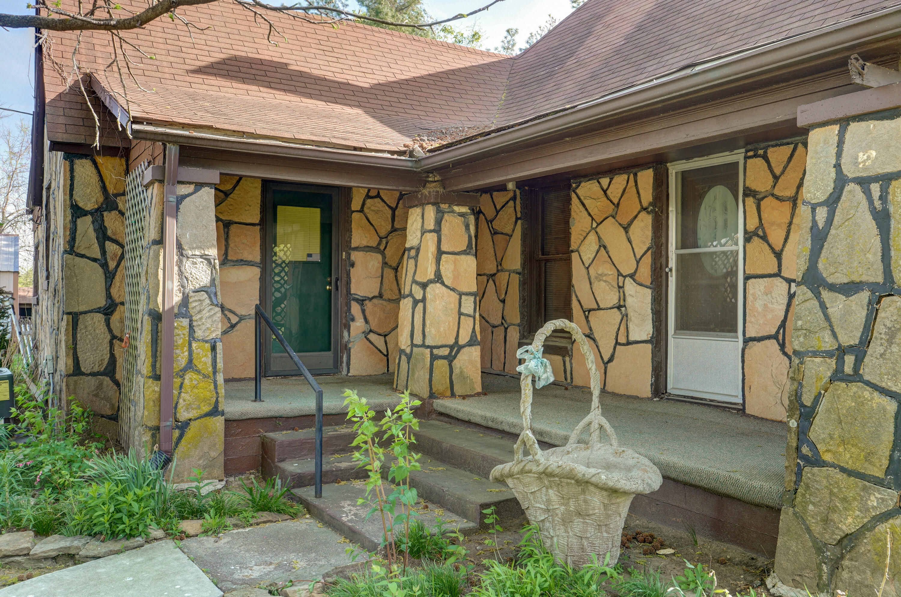 3751 West Farm Road 168 Property Photo 7