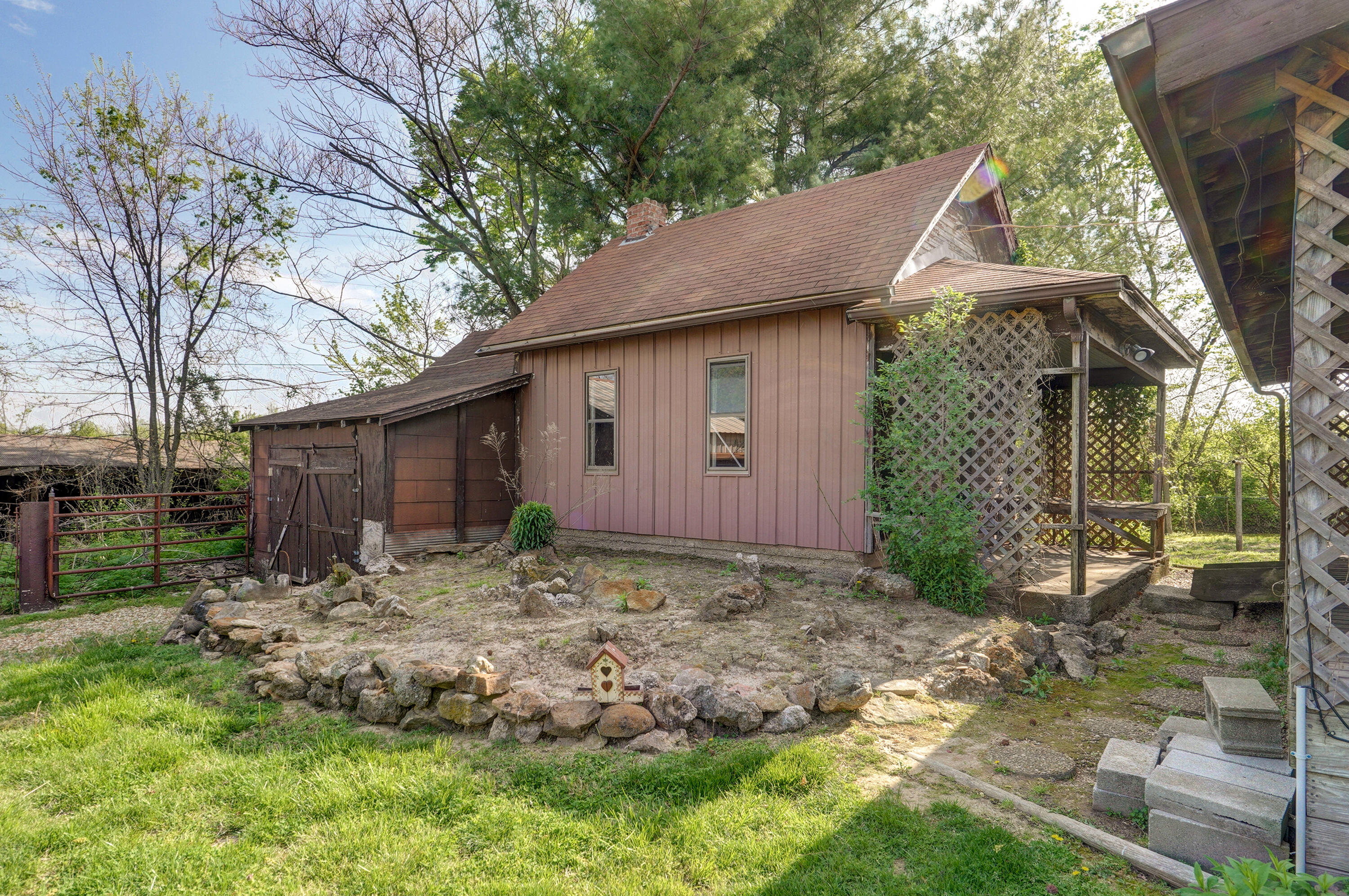 3751 West Farm Road 168 Property Photo 11