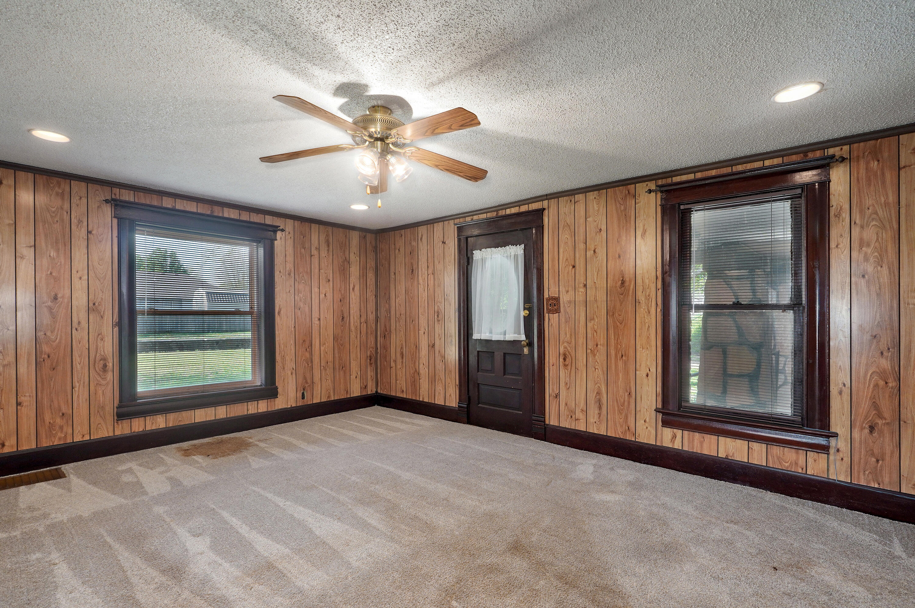 3751 West Farm Road 168 Property Photo 17