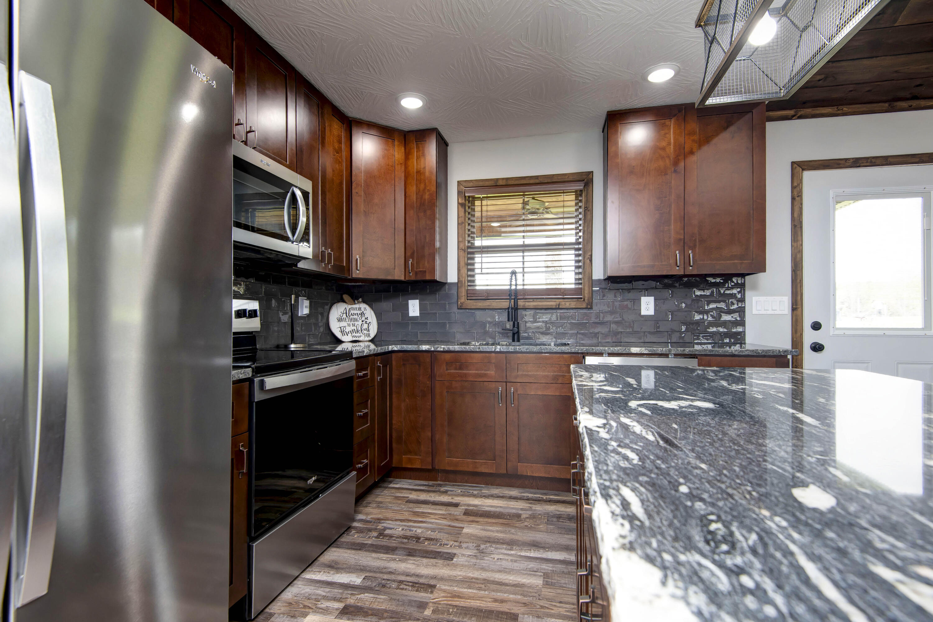 150 Sunshine Avenue Property Photo 11
