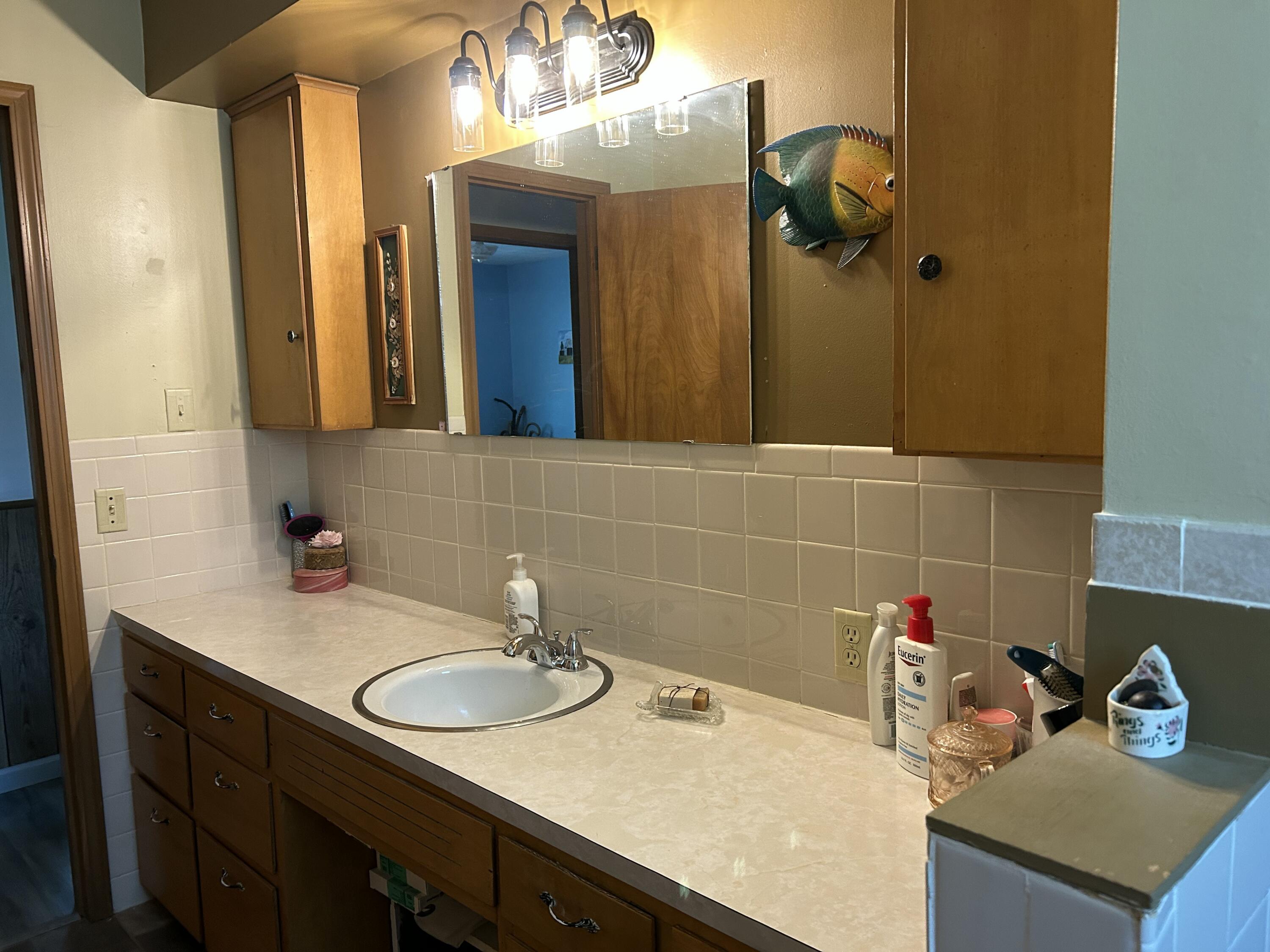 1531 West Chestnut Street Property Photo 23