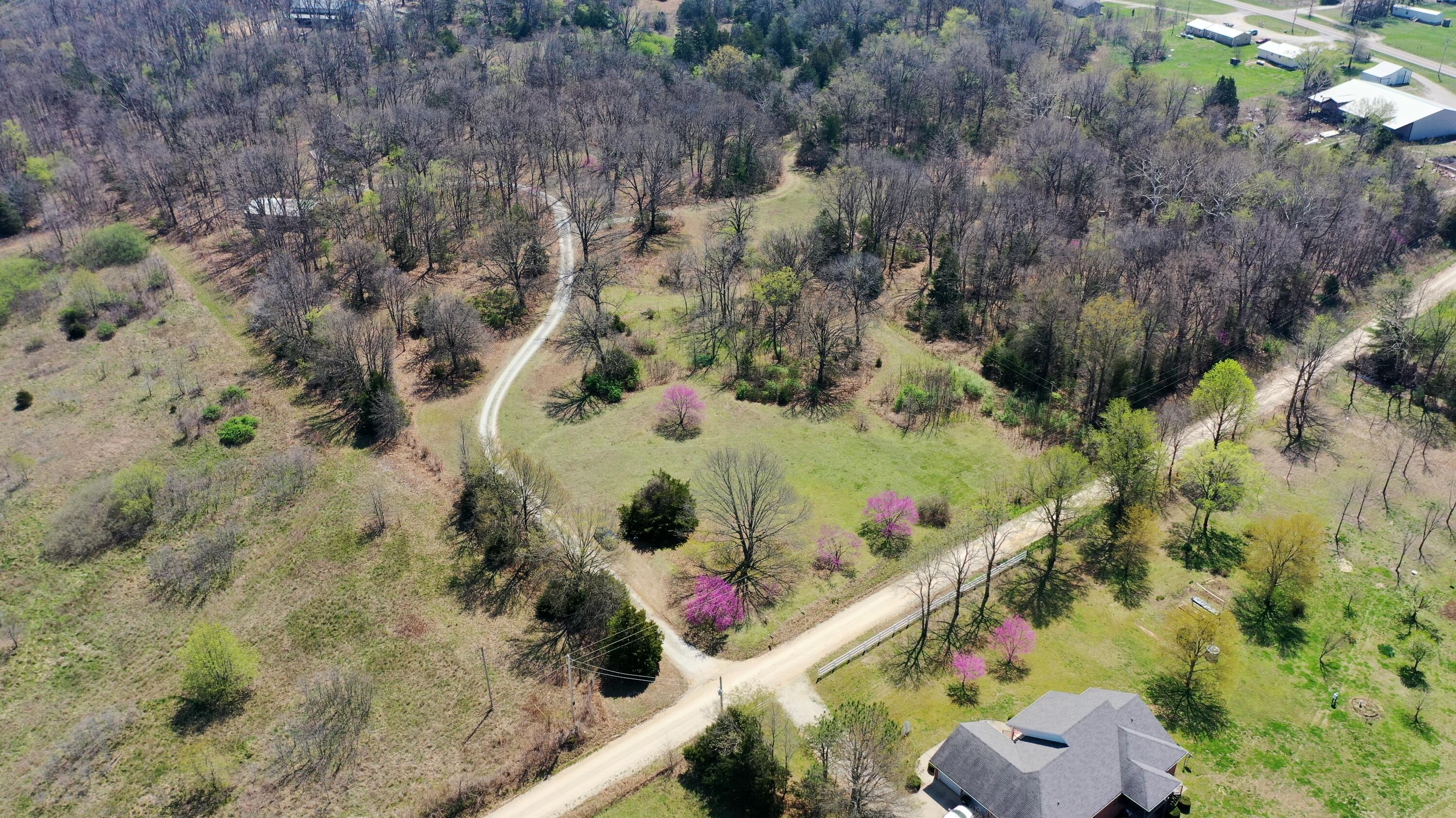 0000 South 1901 Road Property Photo