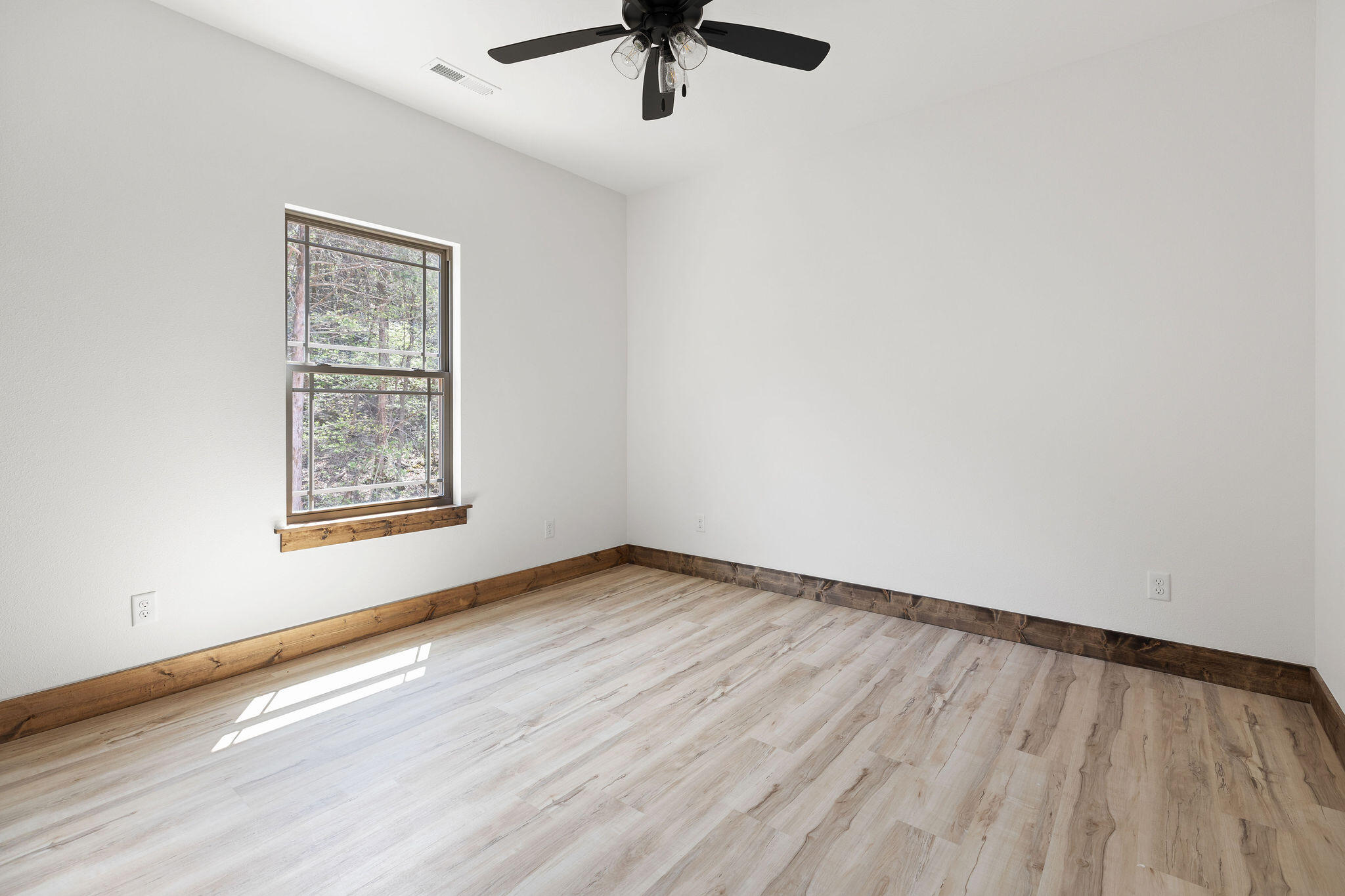 205 Short Creek Trail Property Photo 24