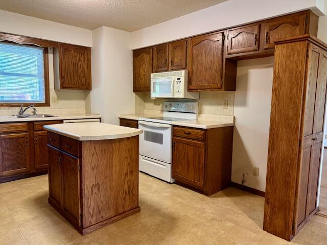700 Ridgeway Property Photo 10