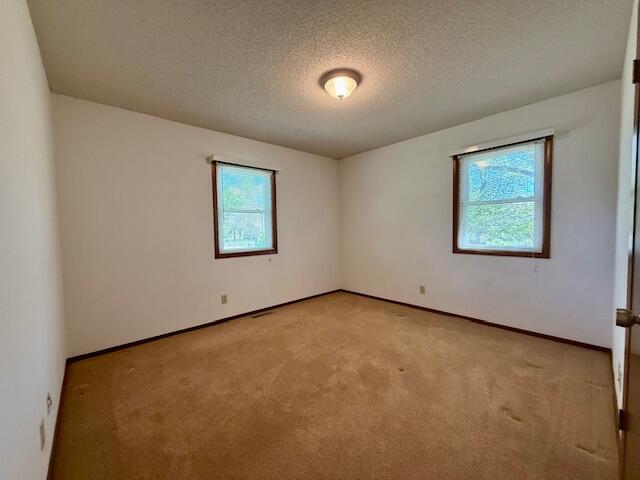 700 Ridgeway Property Photo 22