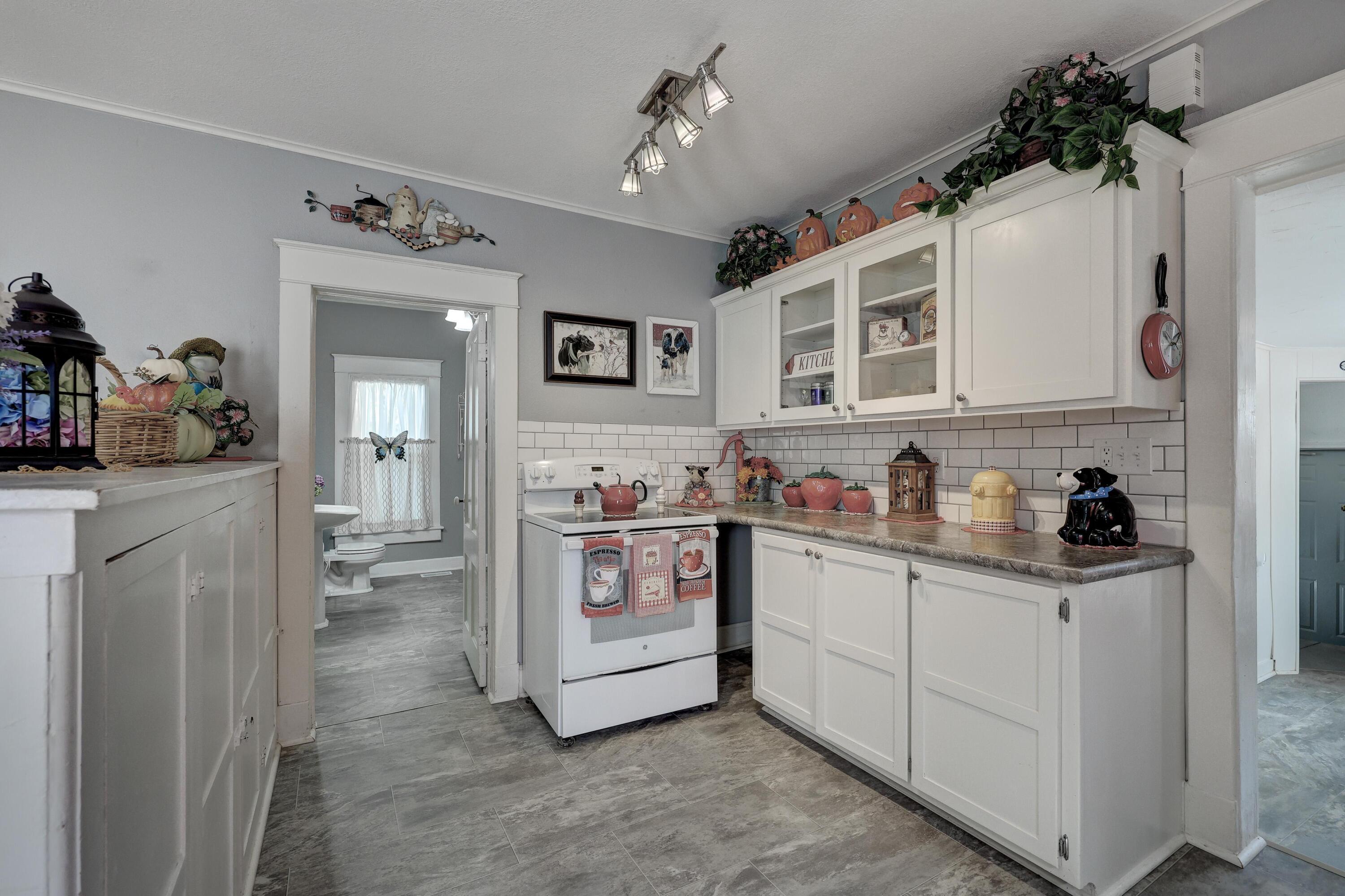 16549 Inca Road Property Photo 13