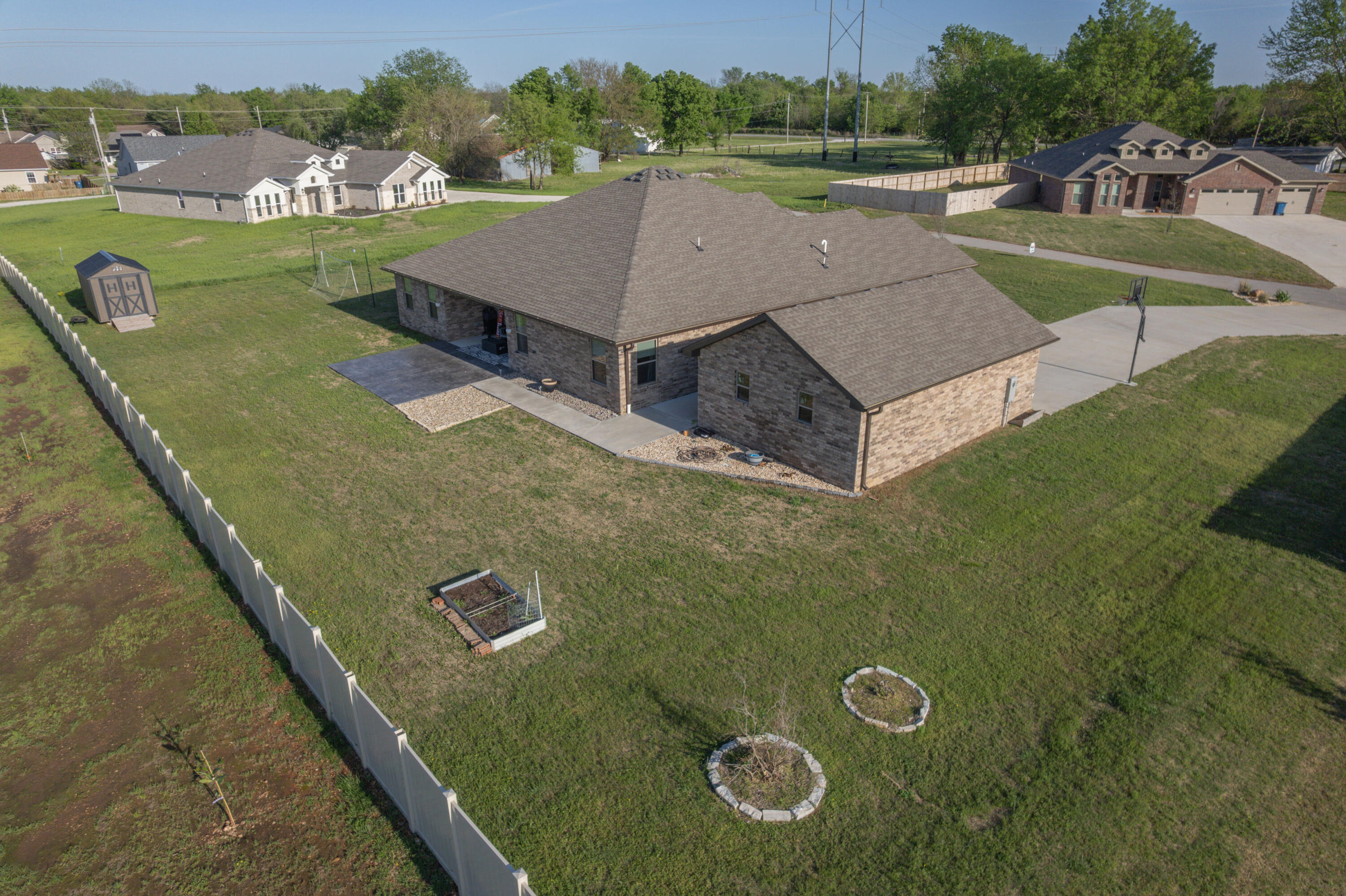 25447 Bradford Lane Property Photo 13