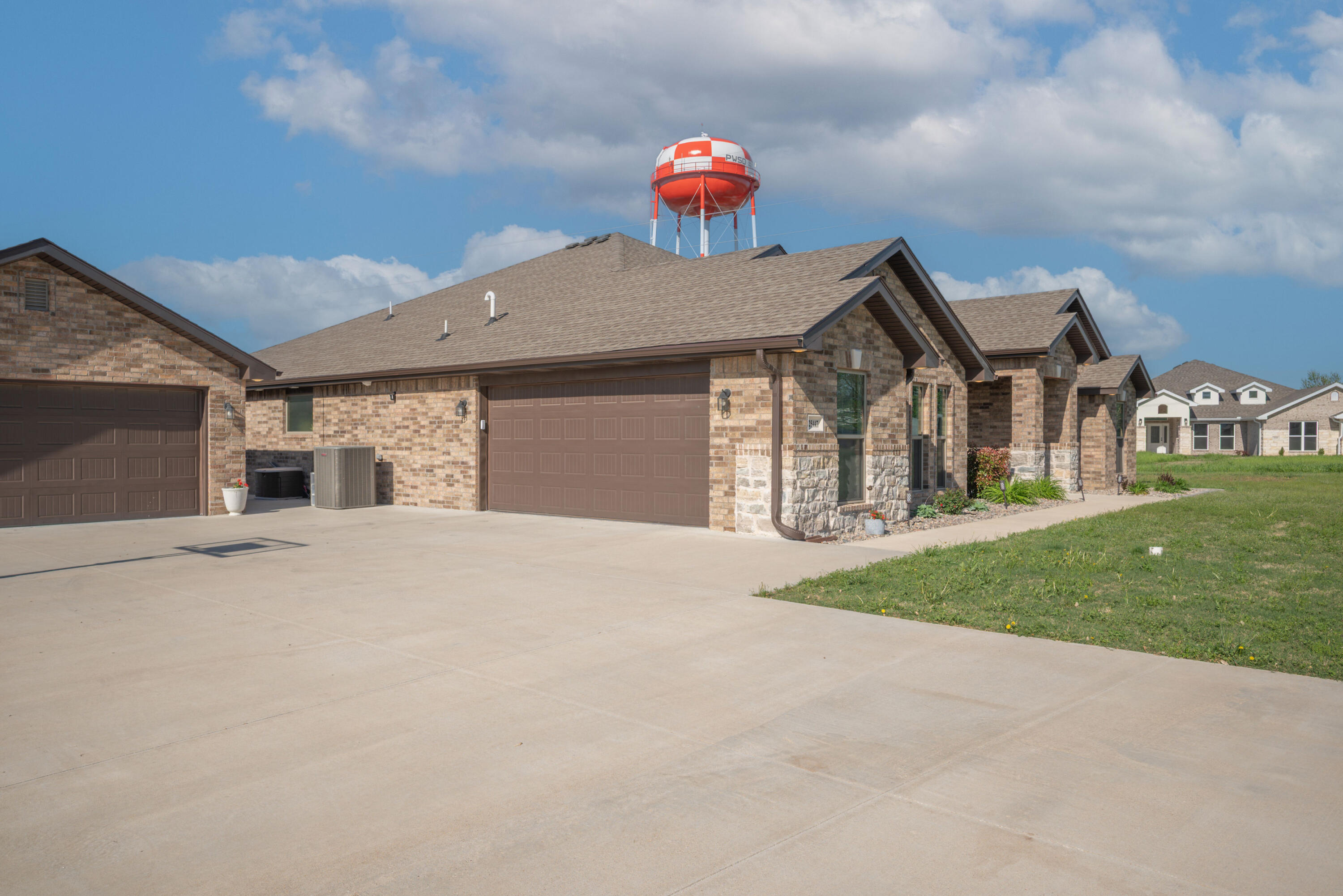 25447 Bradford Lane Property Photo 23
