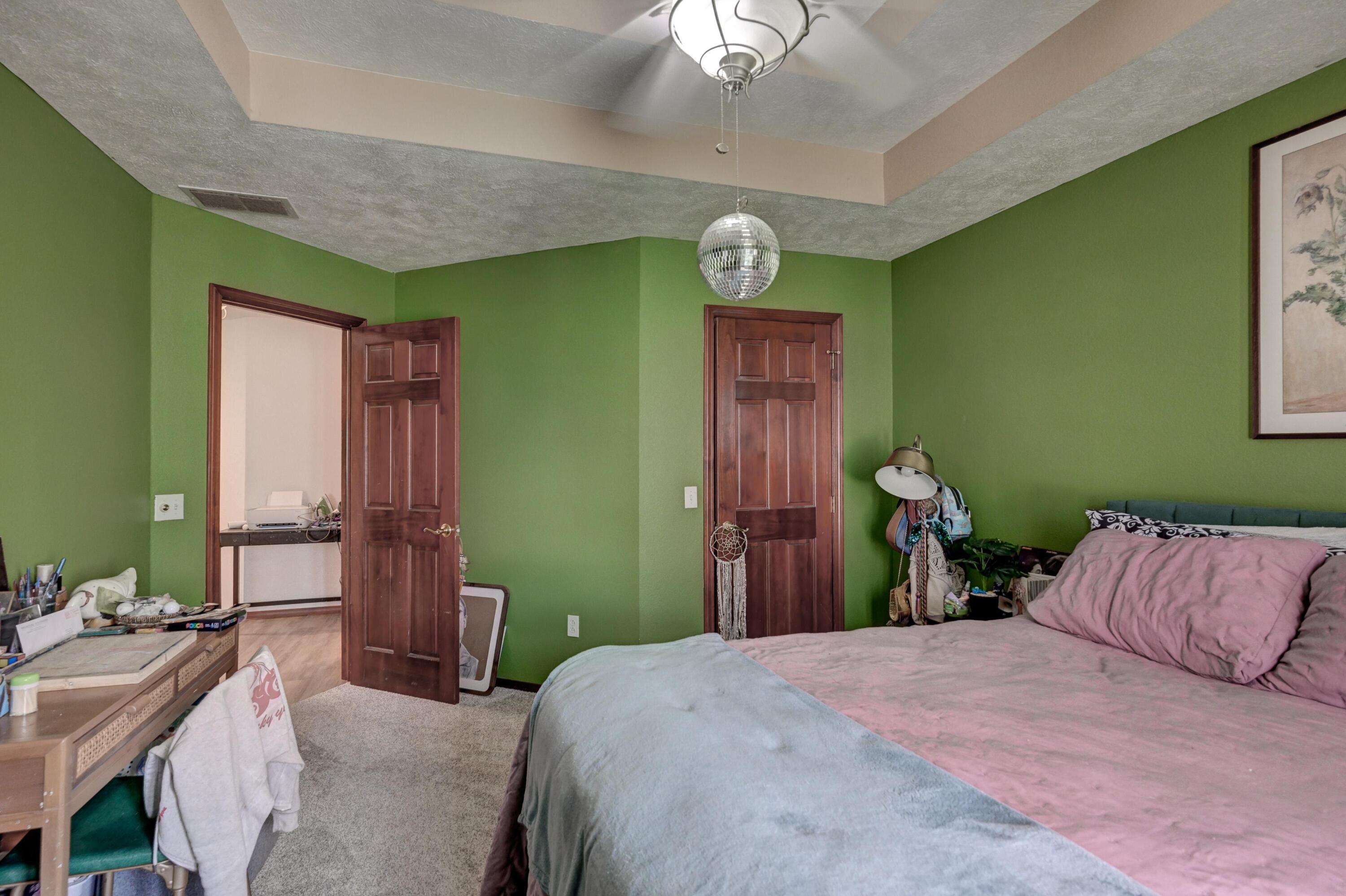 208 Miller Way Property Photo 9