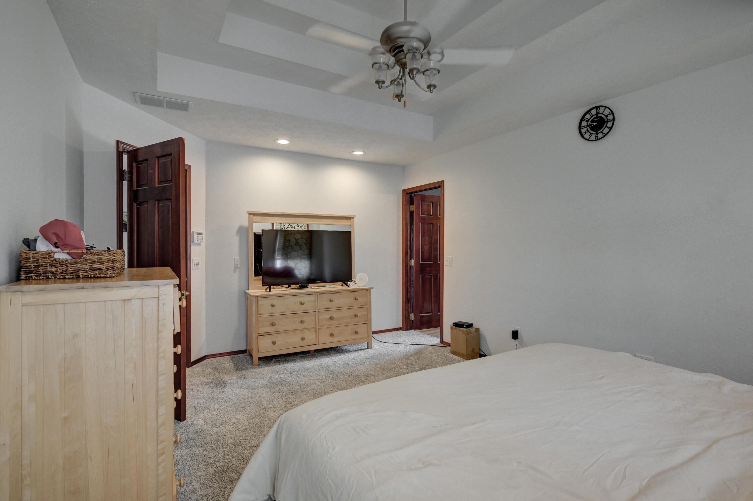 208 Miller Way Property Photo 11