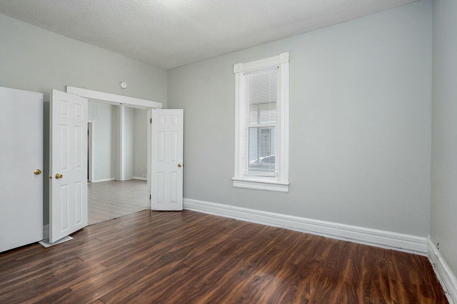 1452 East Florida Street Property Photo 9