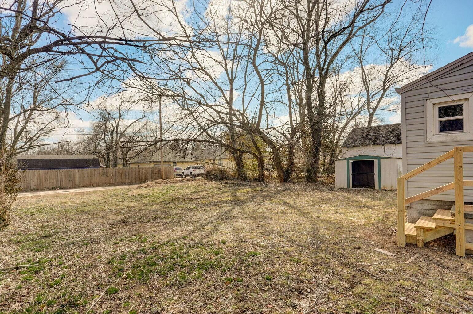 1452 East Florida Street Property Photo 16