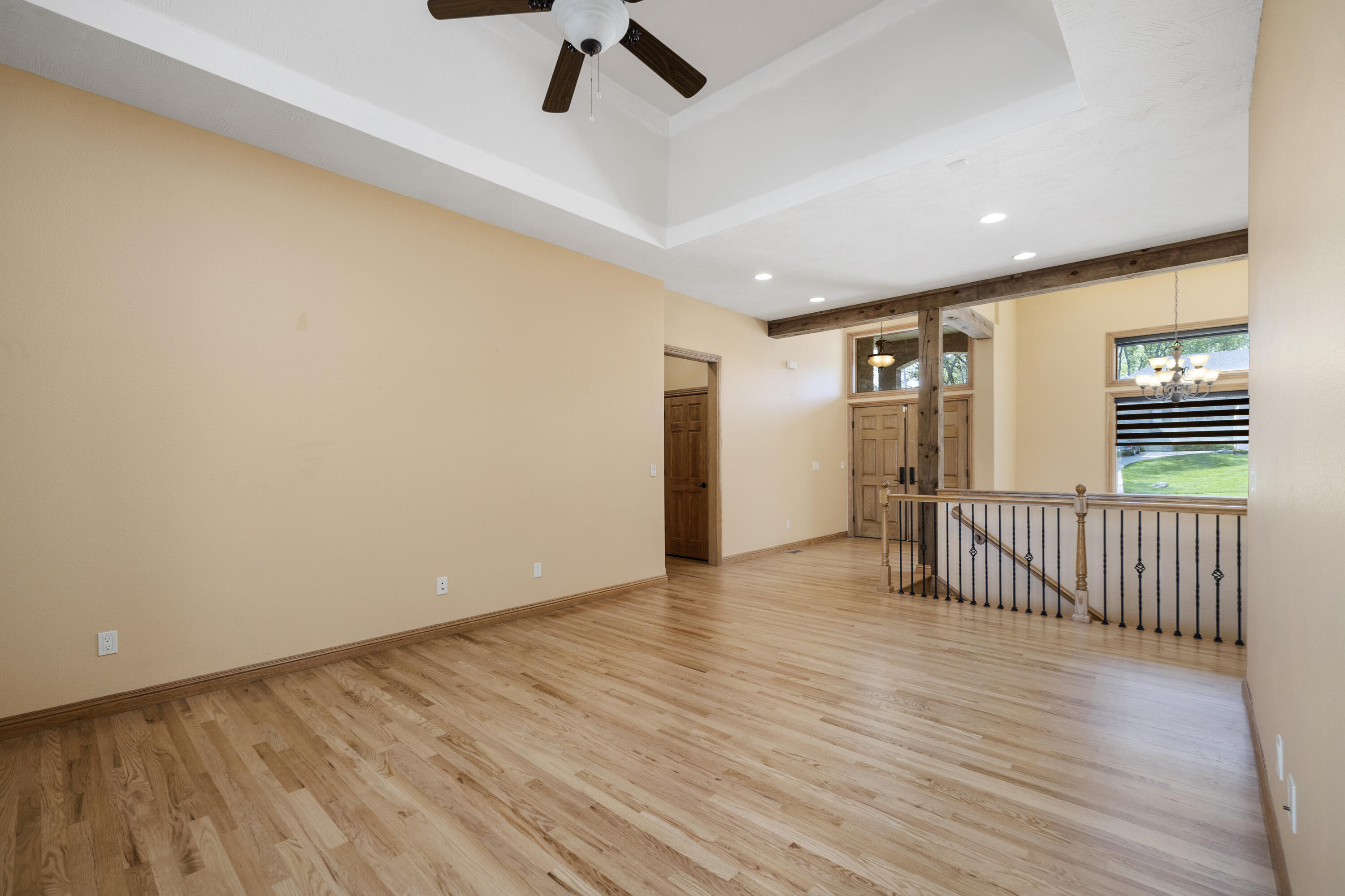 1619 East Wood Oaks Street Property Photo 11
