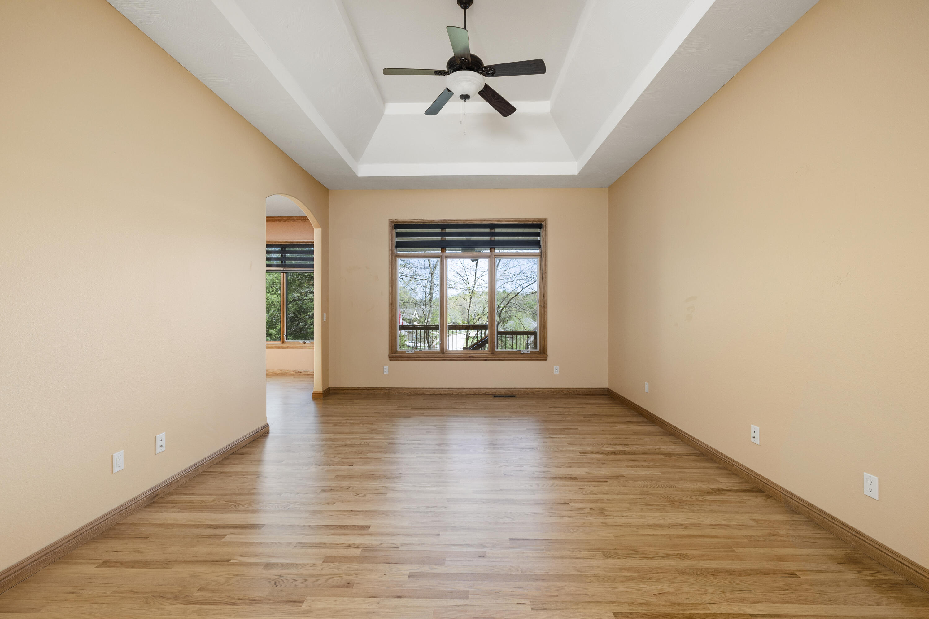 1619 East Wood Oaks Street Property Photo 12