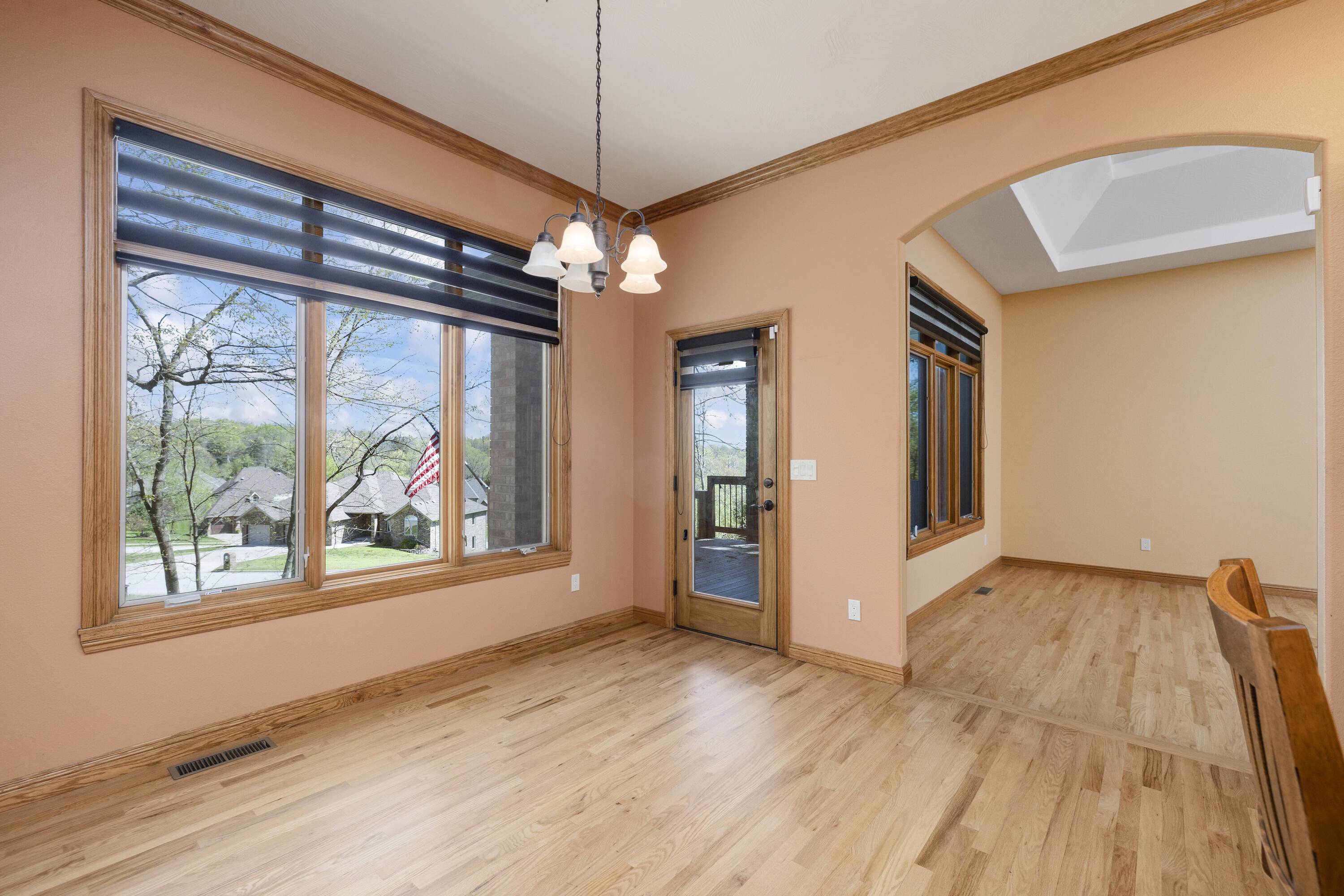 1619 East Wood Oaks Street Property Photo 13