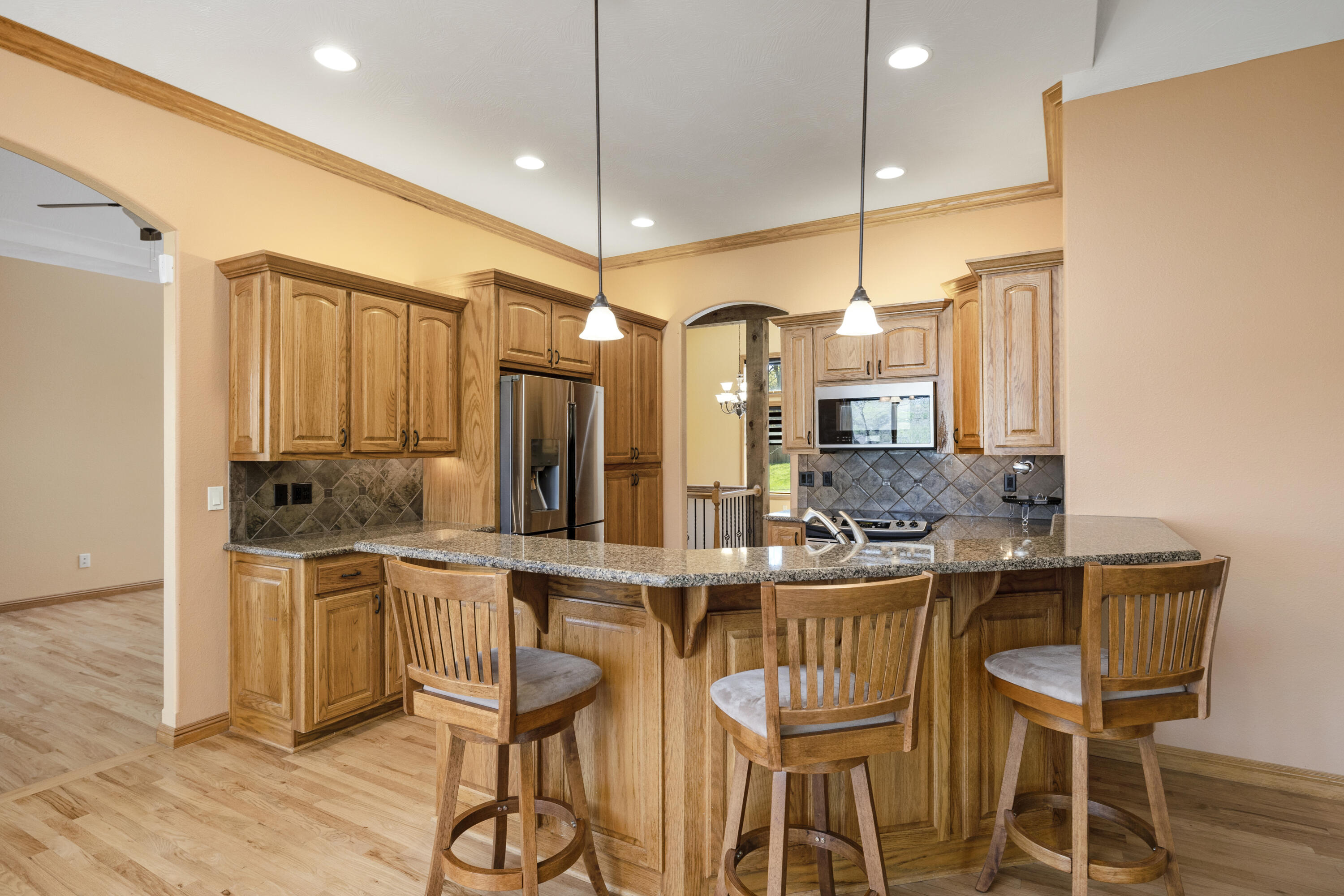 1619 East Wood Oaks Street Property Photo 14