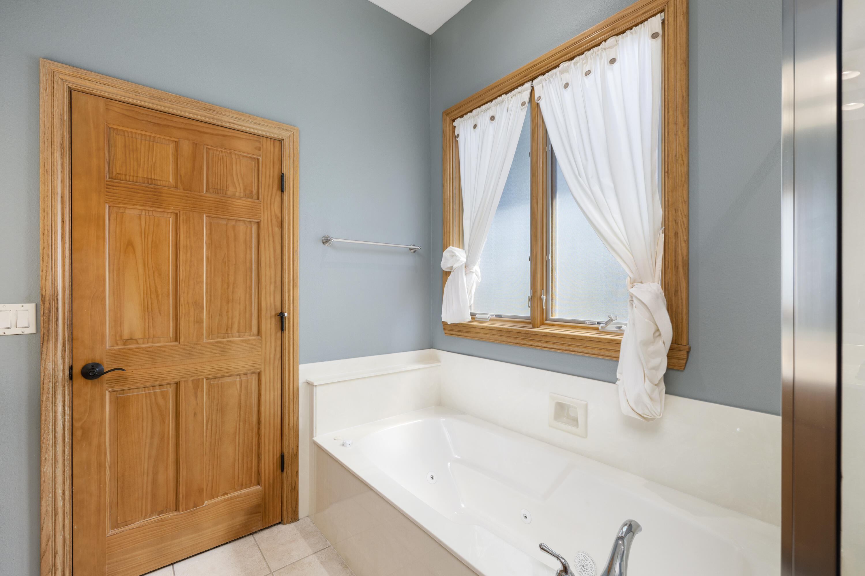 1619 East Wood Oaks Street Property Photo 28