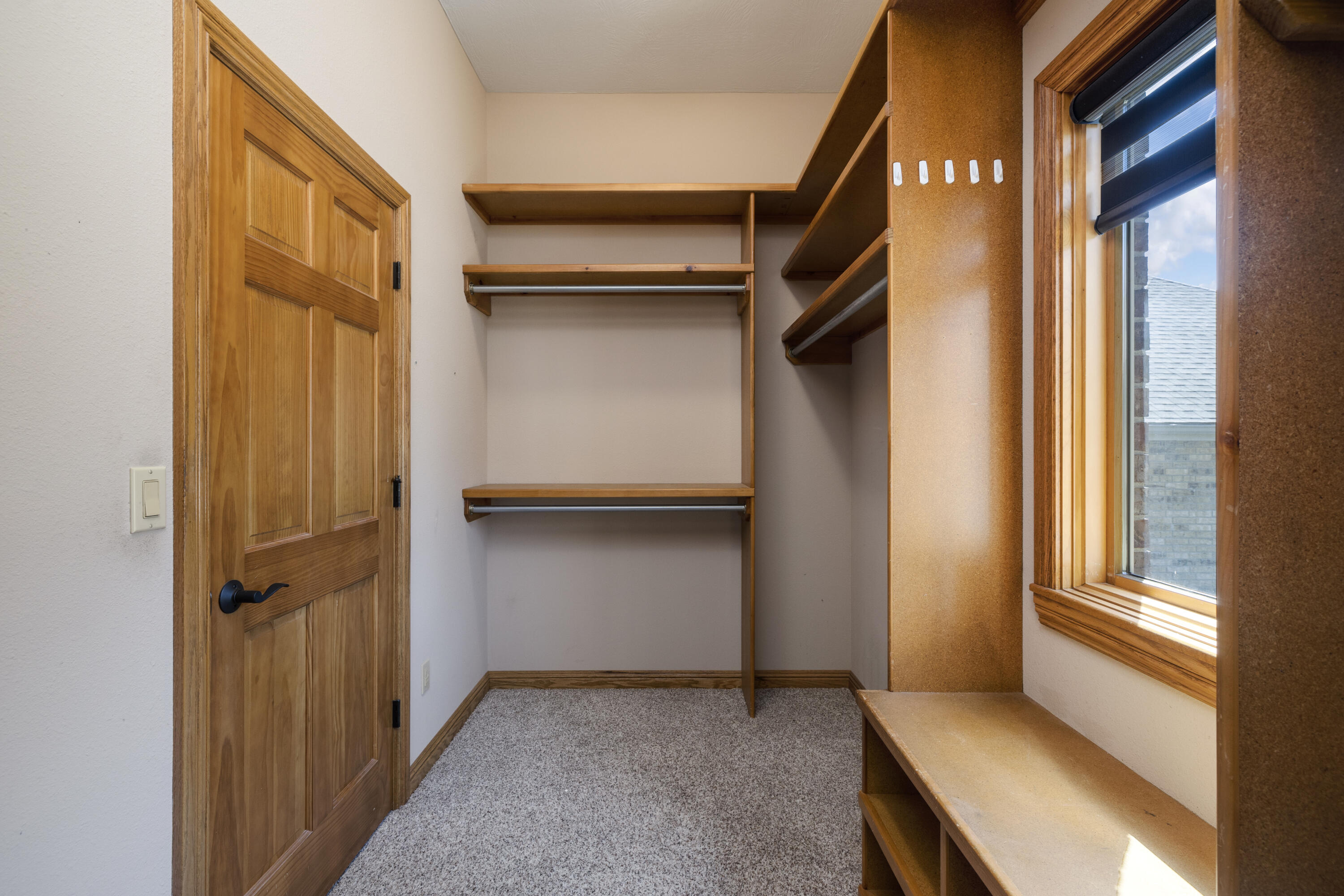 1619 East Wood Oaks Street Property Photo 29