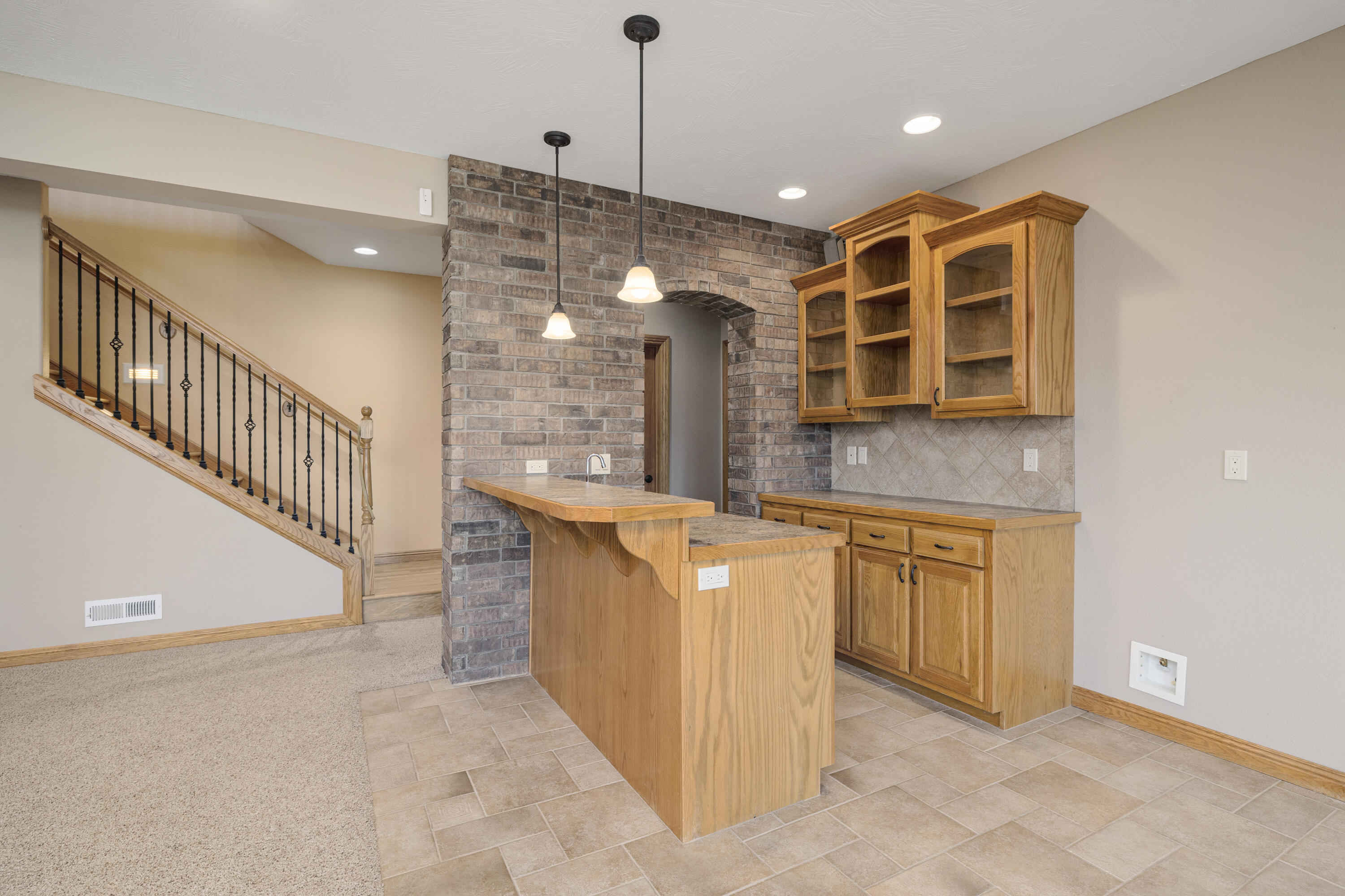 1619 East Wood Oaks Street Property Photo 39
