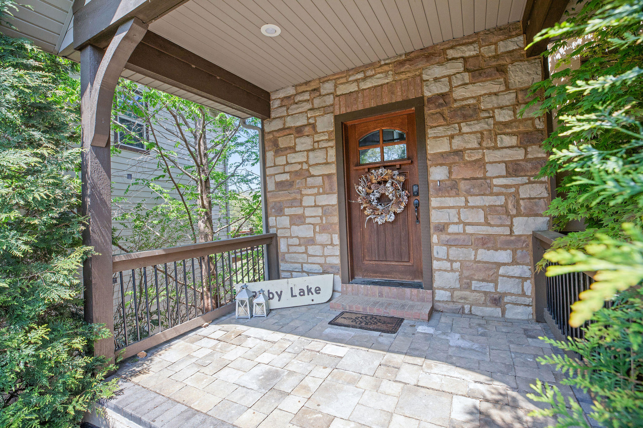 145 The Provence Property Photo 7