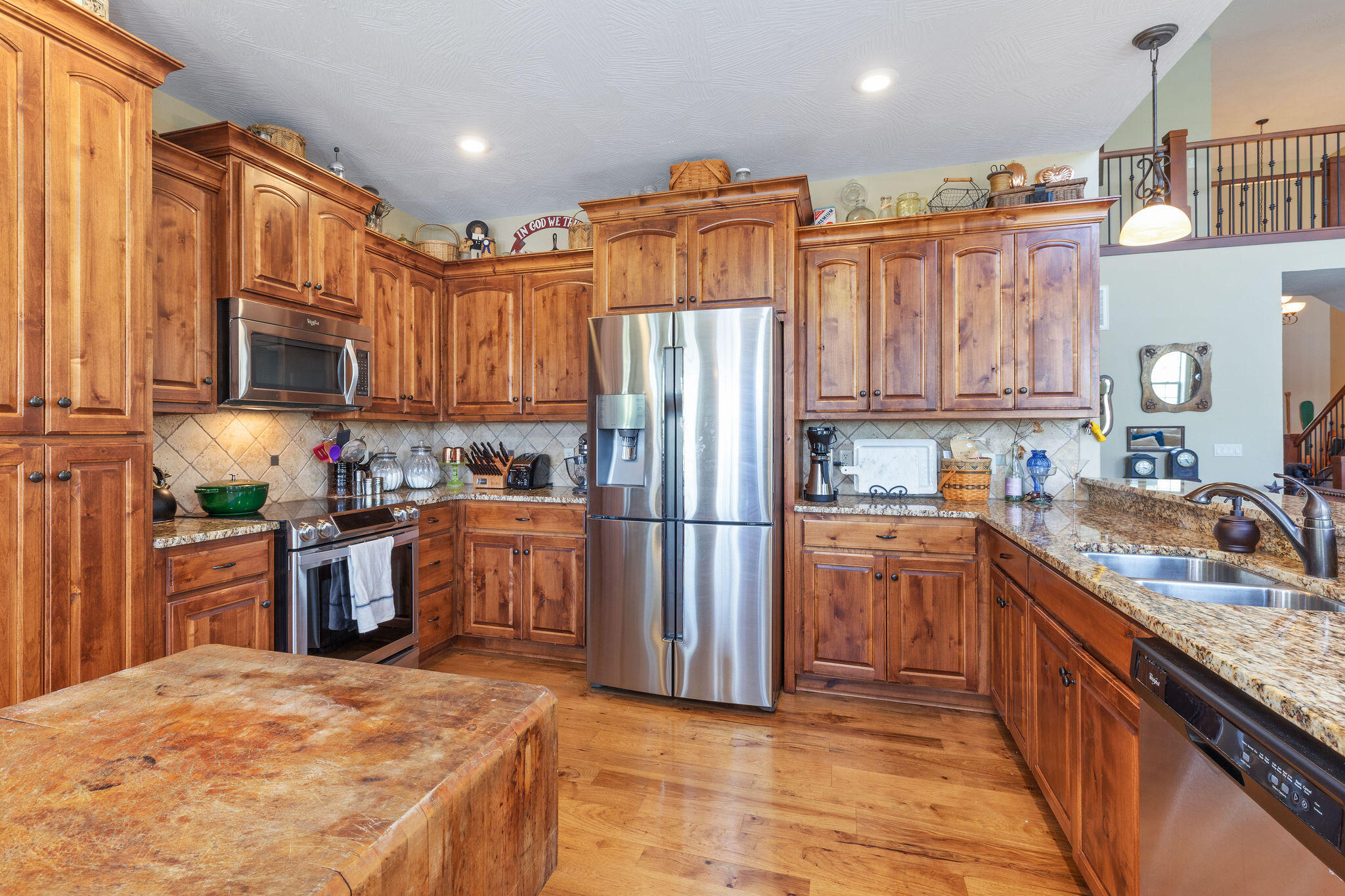 145 The Provence Property Photo 15