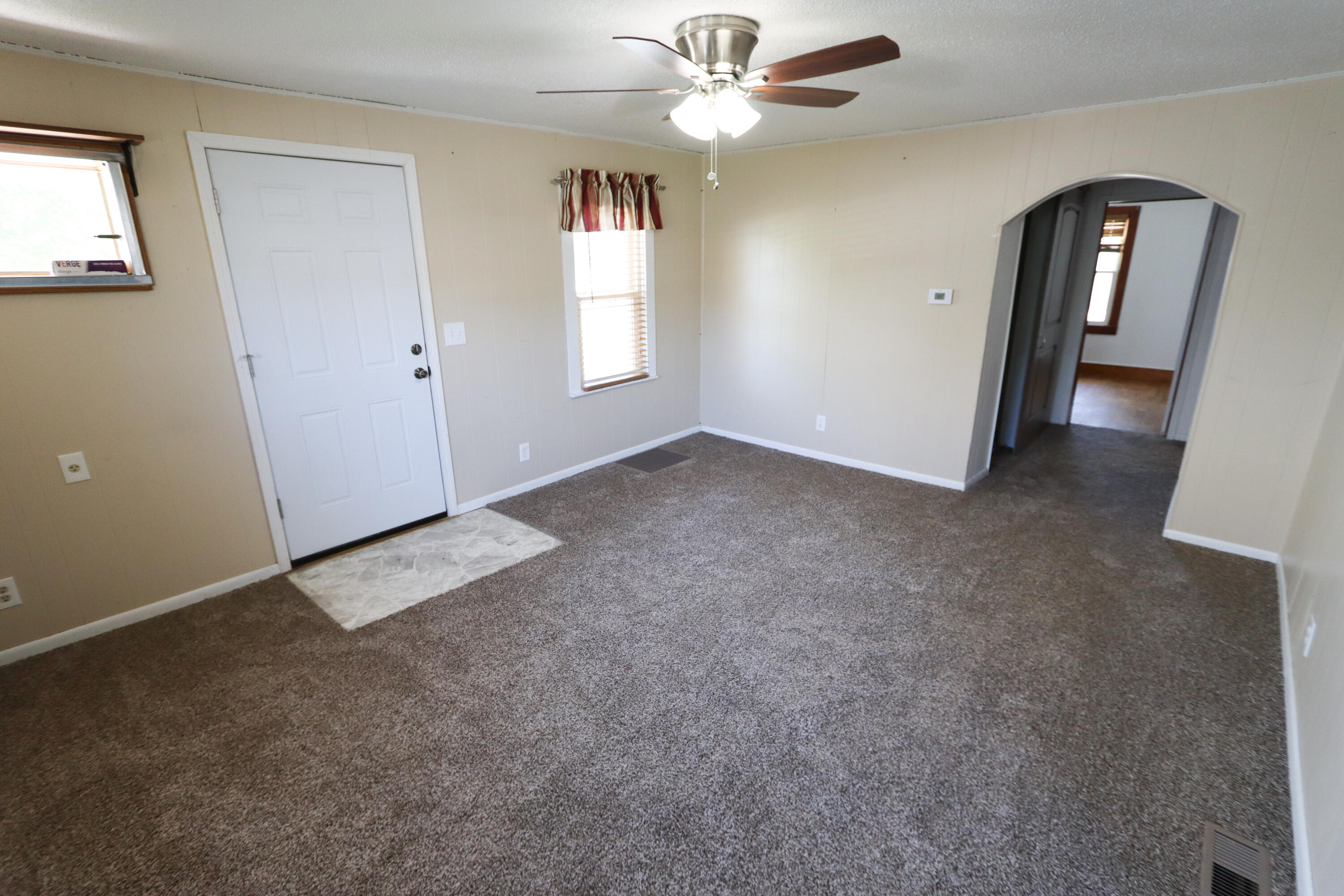 419 East Olive Street Property Photo 4