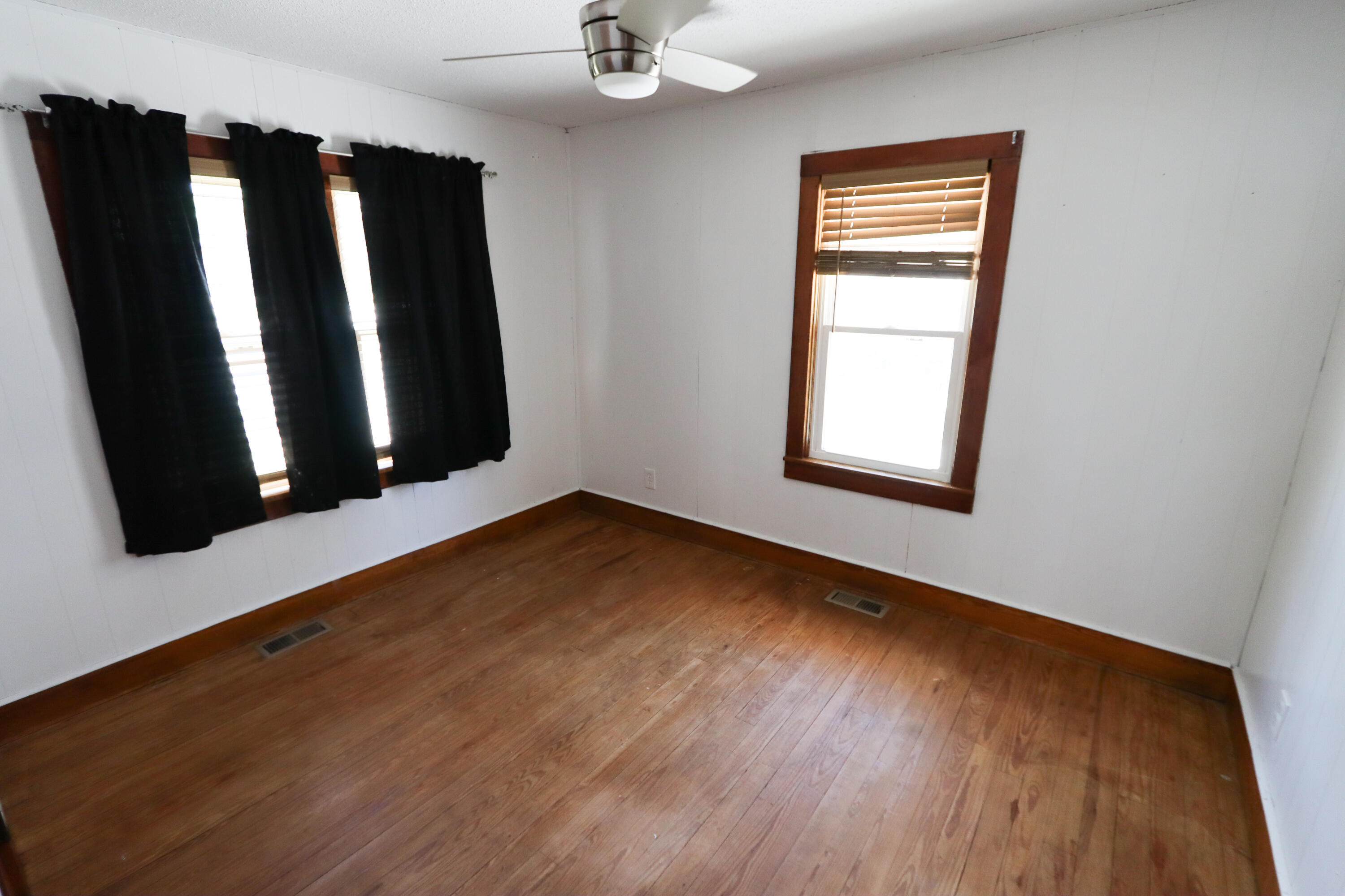 419 East Olive Street Property Photo 6