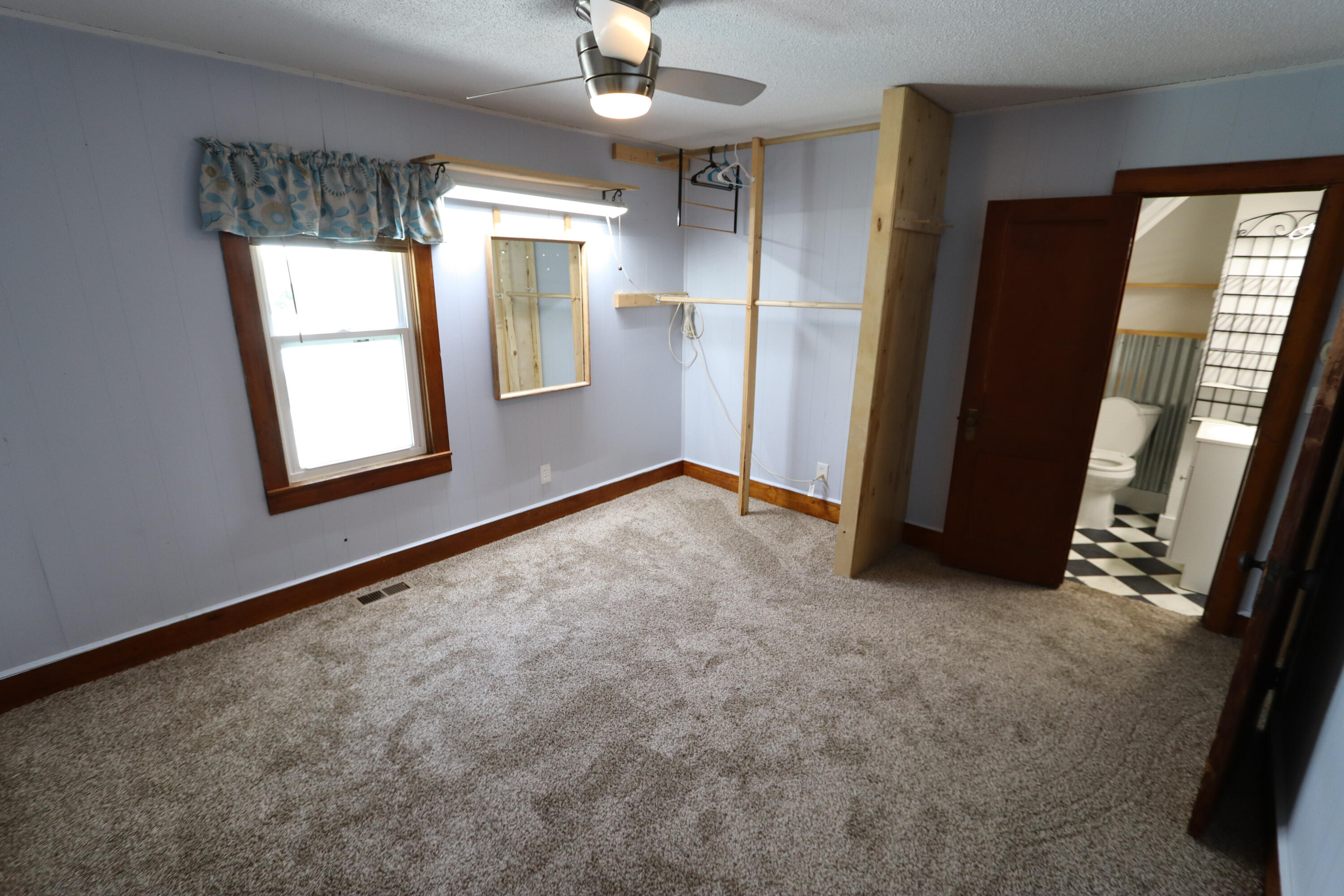 419 East Olive Street Property Photo 10