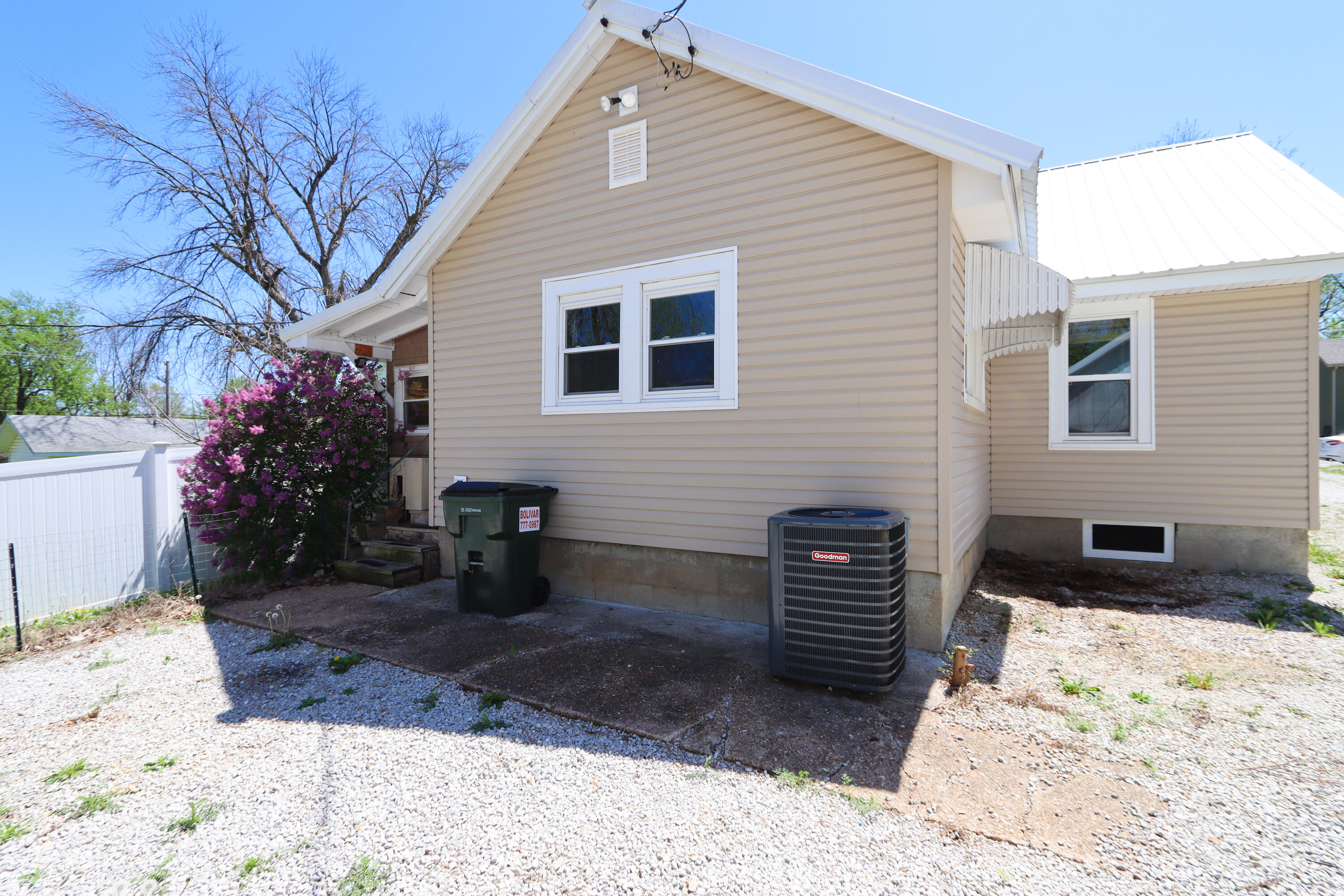 419 East Olive Street Property Photo 21