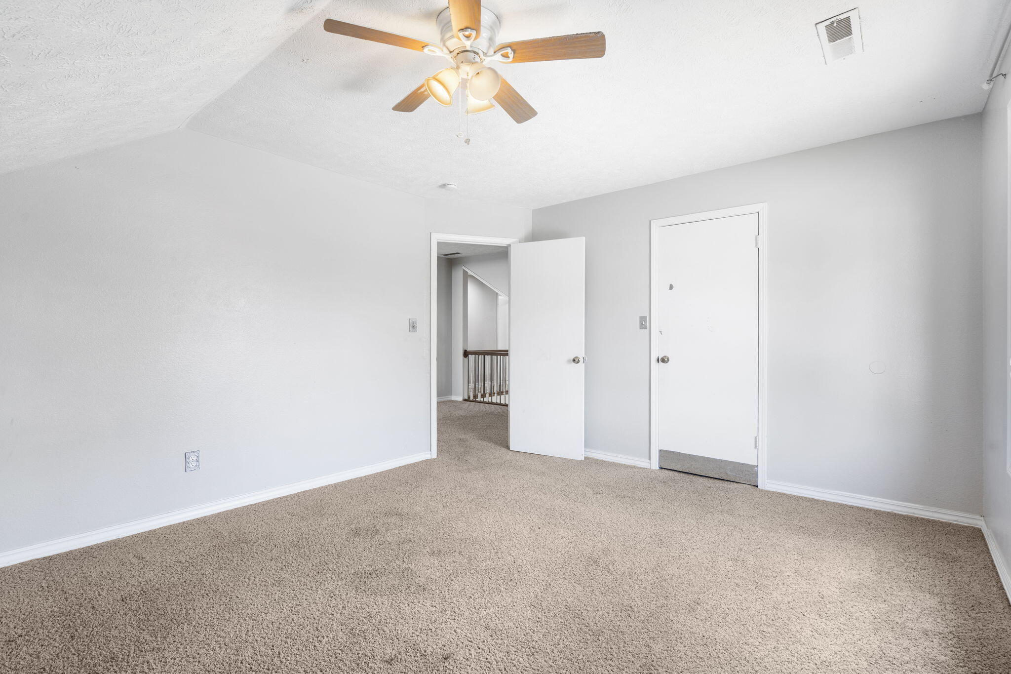 4708-4710 North 15th Street Property Photo 31