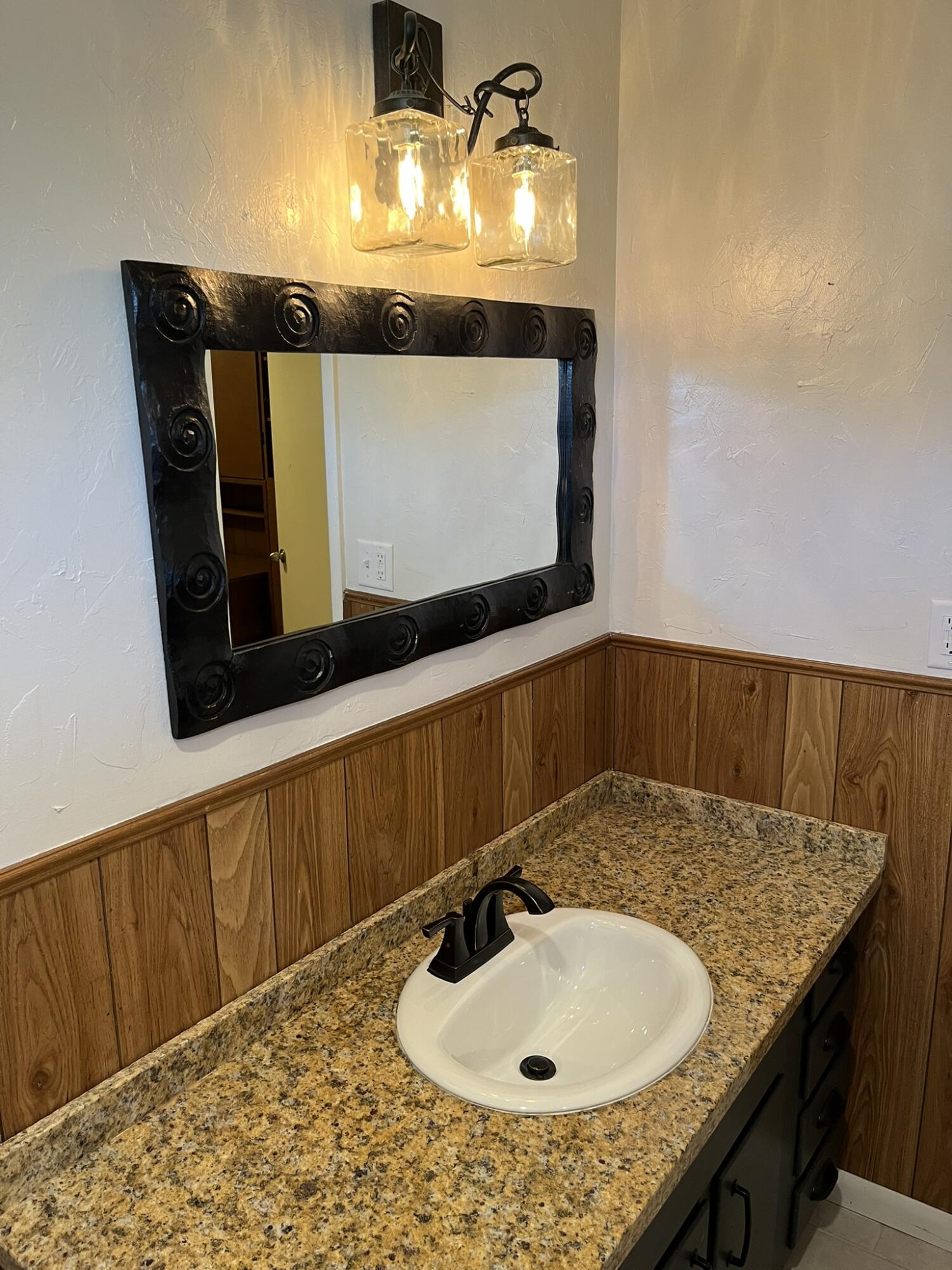 2504 South Barcliff Avenue Property Photo 14