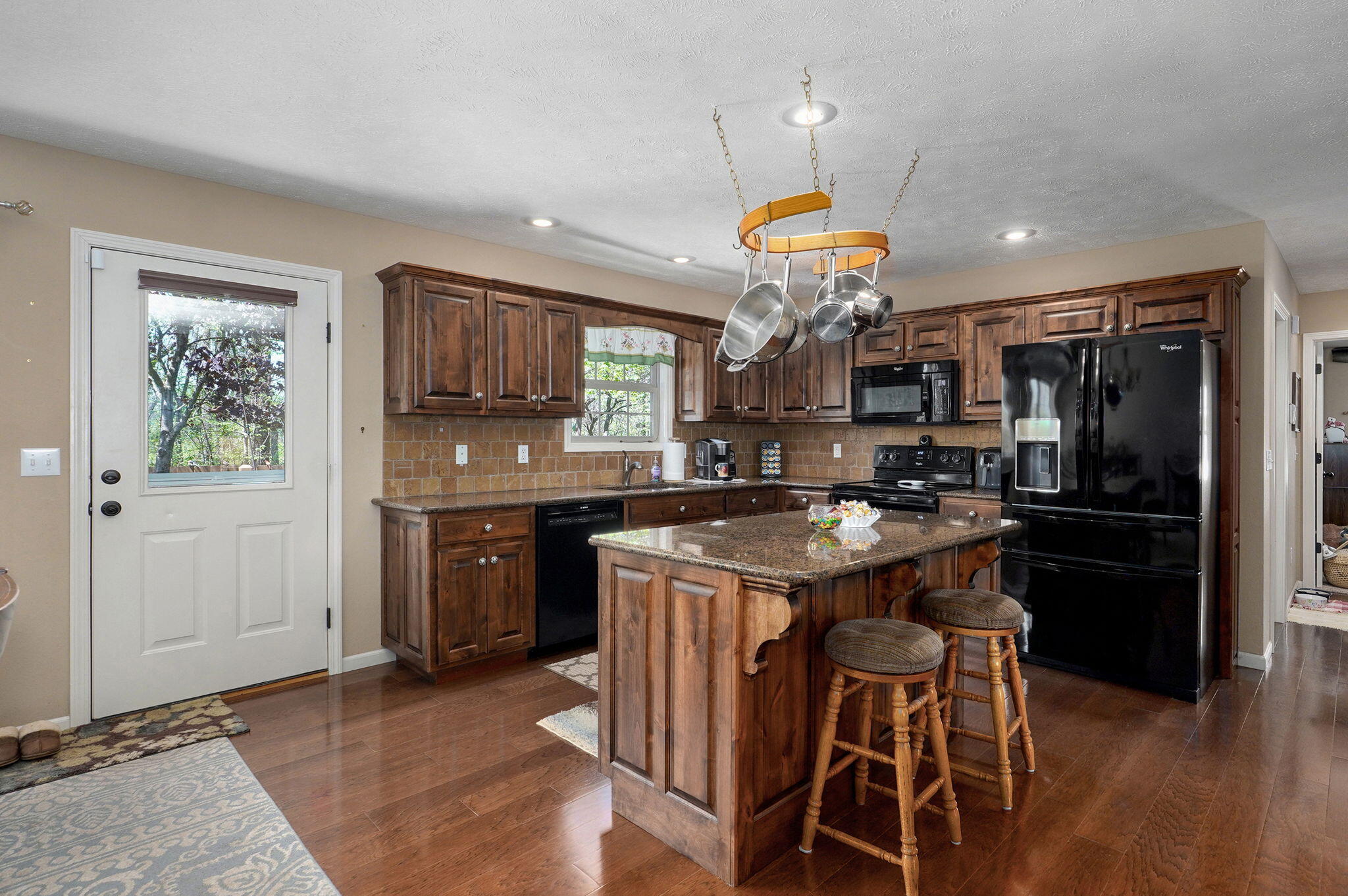 1421 North Vintage Avenue Property Photo 10