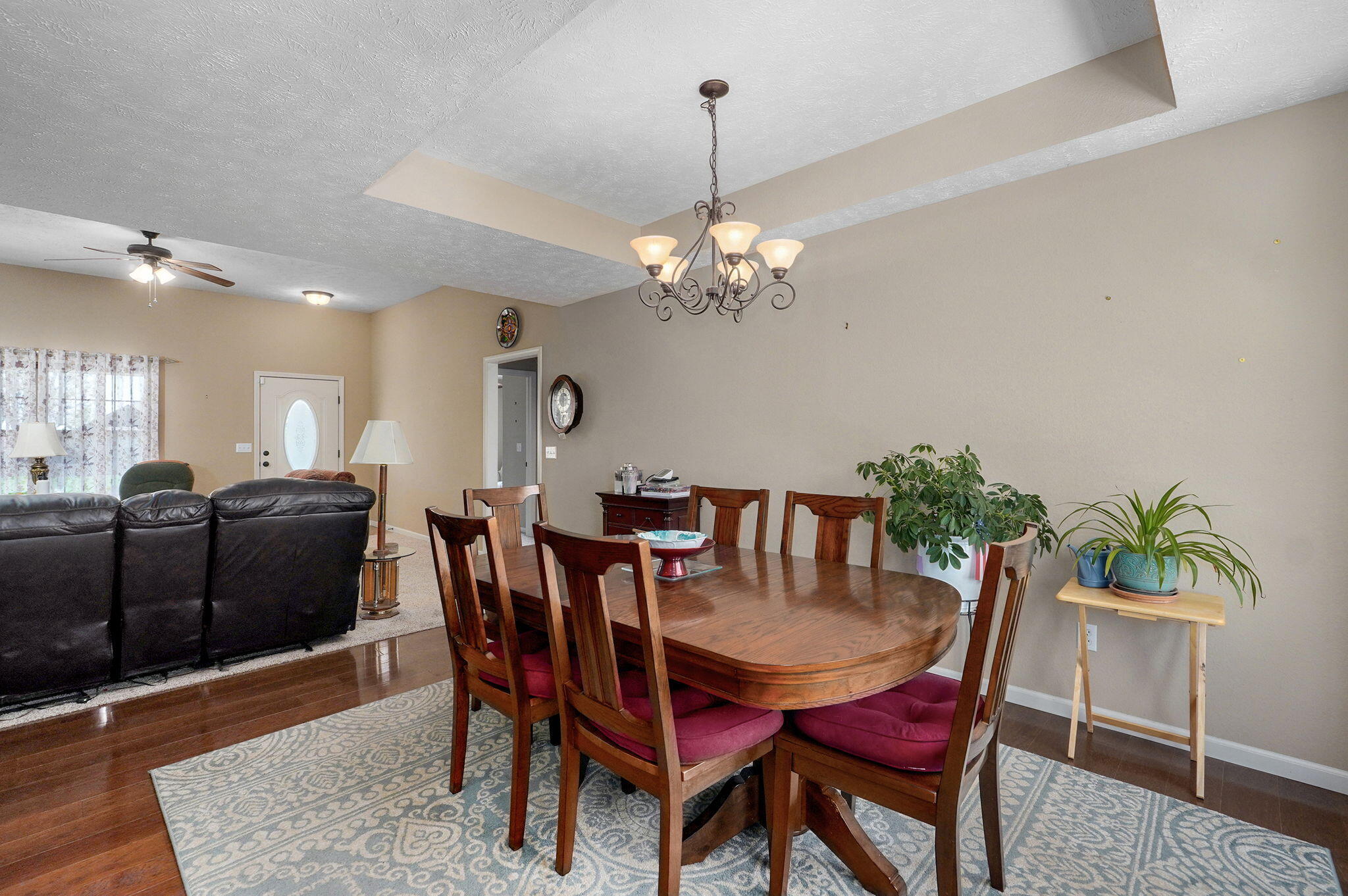 1421 North Vintage Avenue Property Photo 11