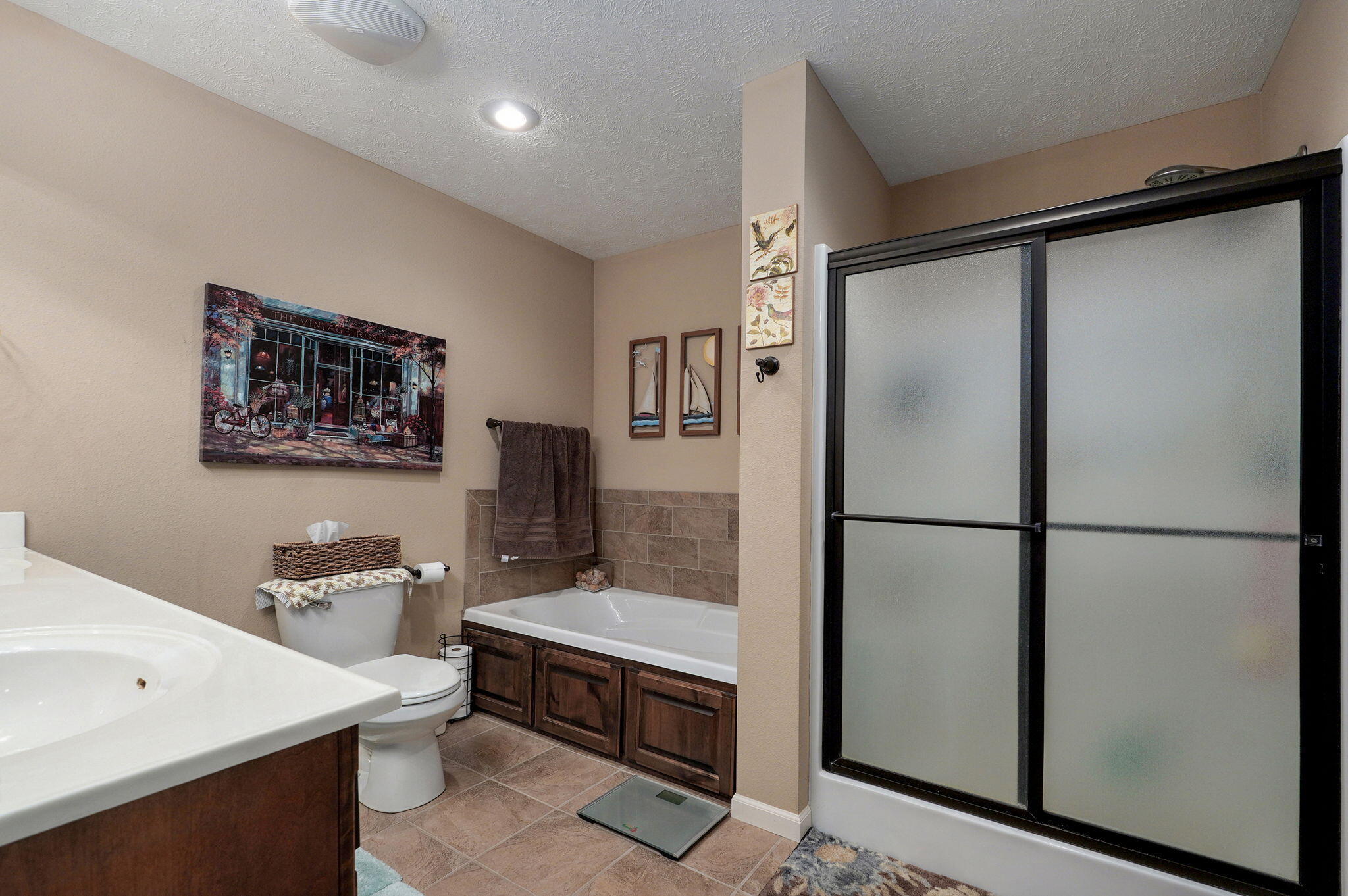 1421 North Vintage Avenue Property Photo 15
