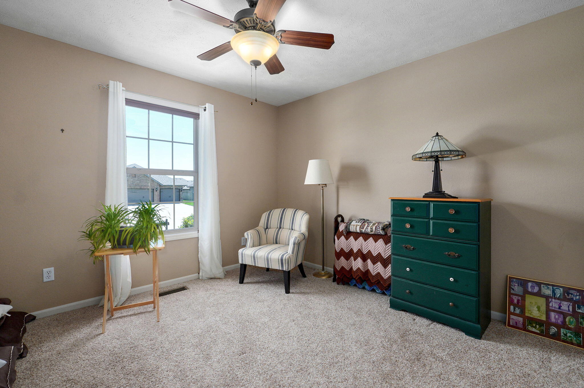 1421 North Vintage Avenue Property Photo 19