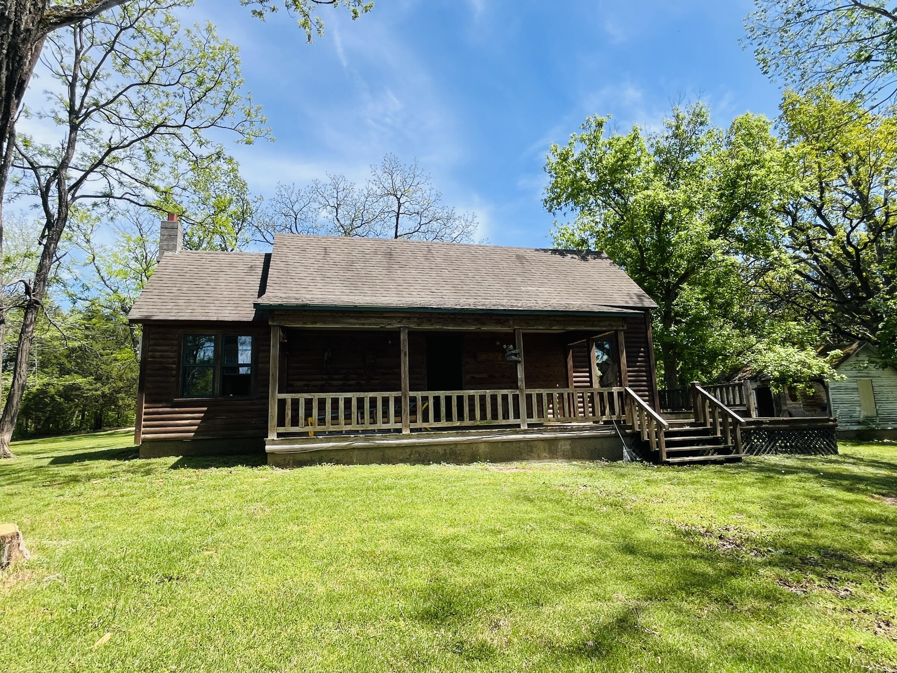 Tecumseh Real Estate Listings Main Image