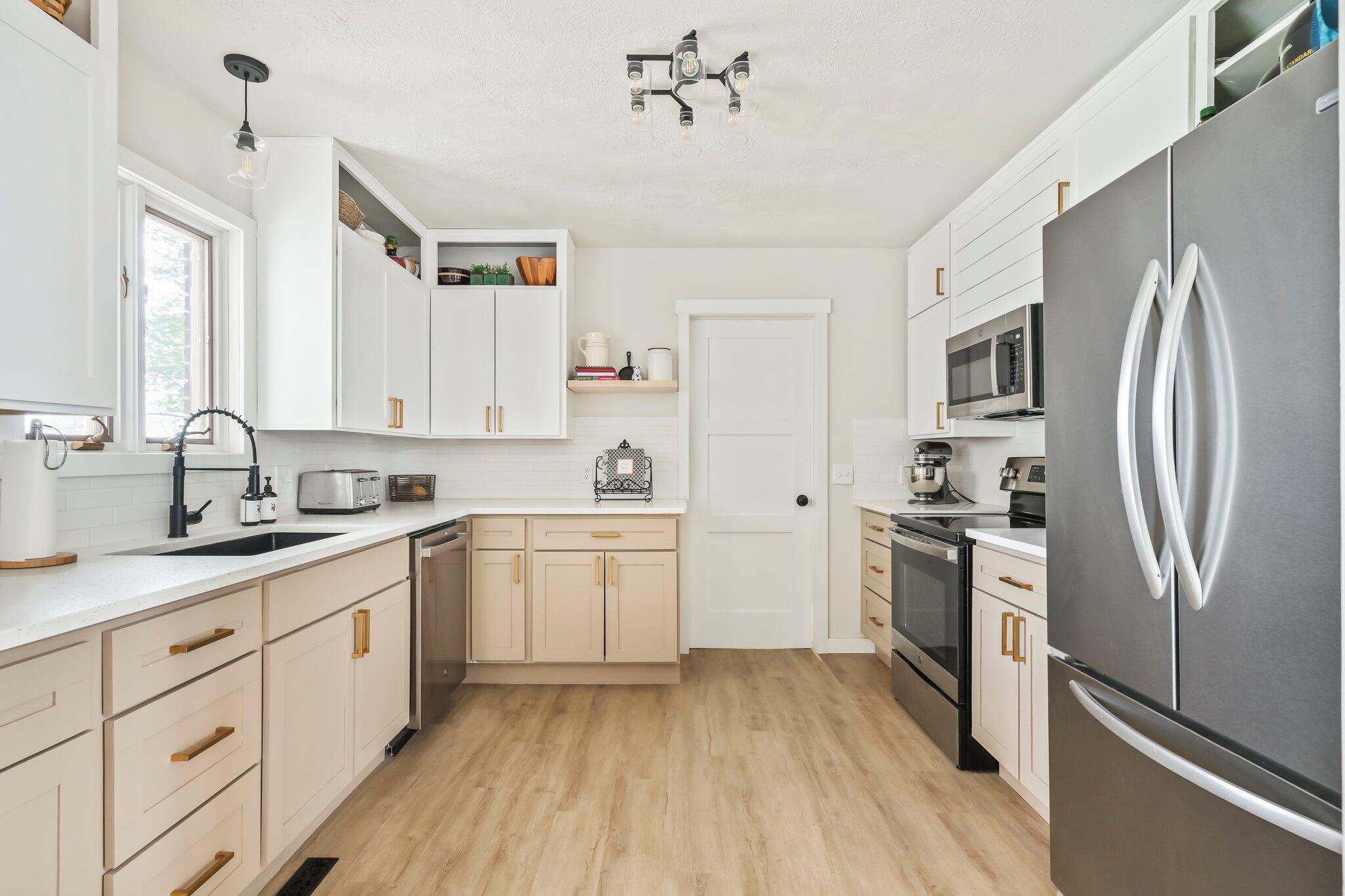 107 East Chrysler Avenue Property Photo 12