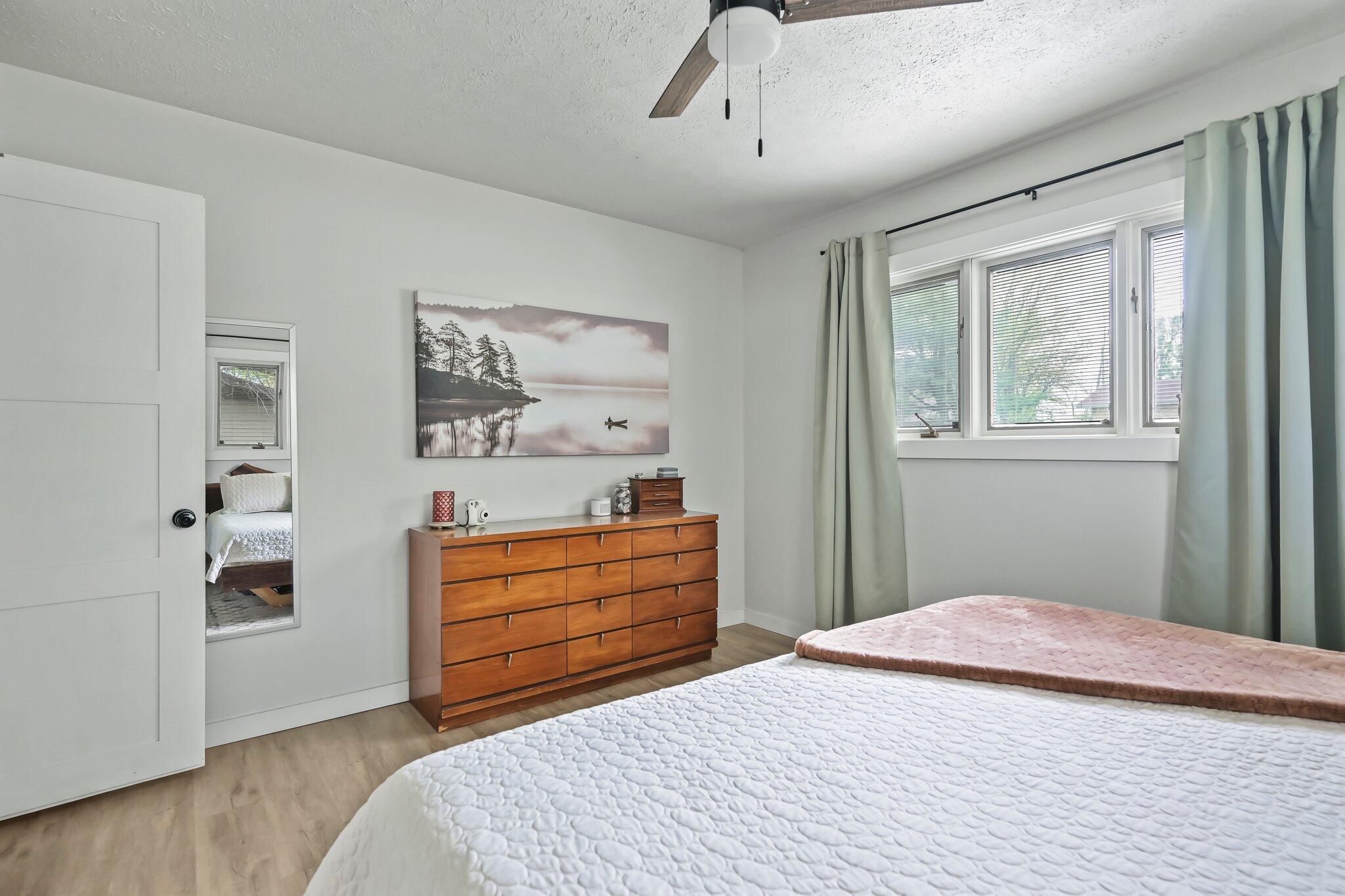 107 East Chrysler Avenue Property Photo 22