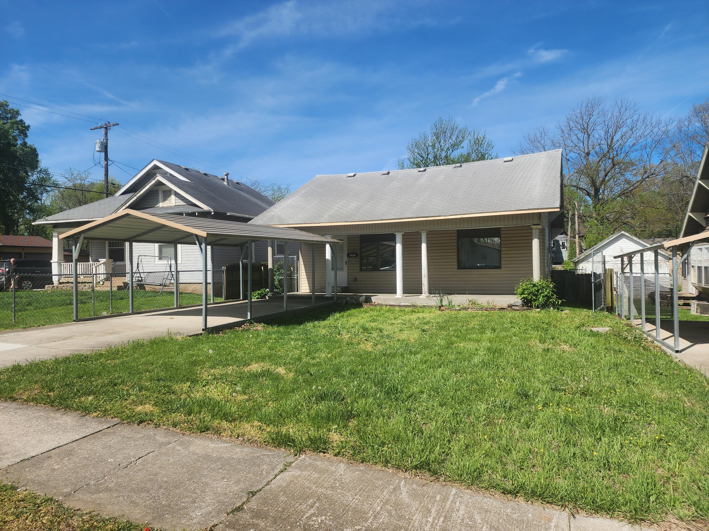 2205 North Boonville Avenue Property Photo