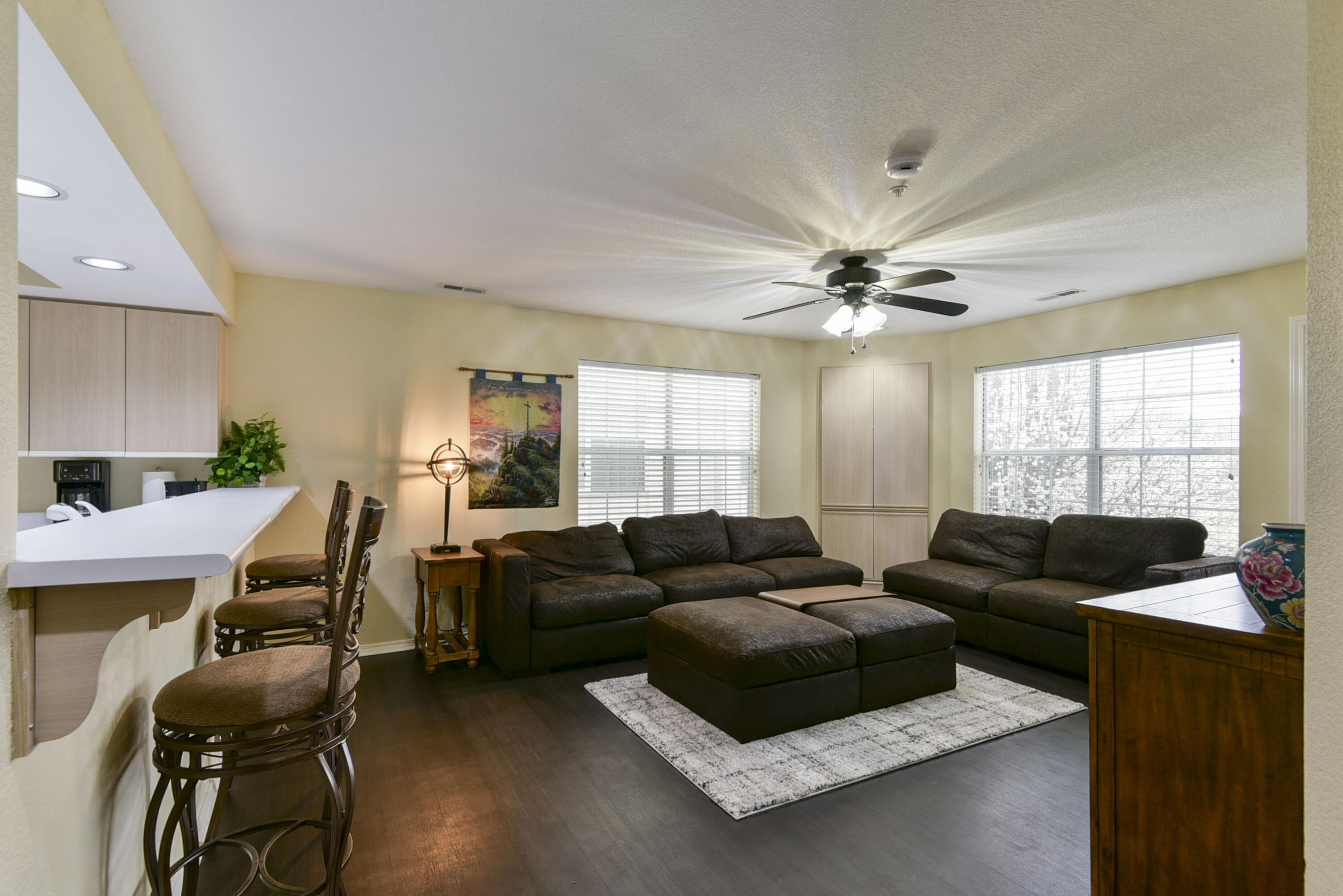 351 Wildwood Drive South Property Photo 6