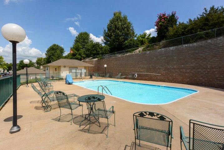 351 Wildwood Drive South Property Photo 26
