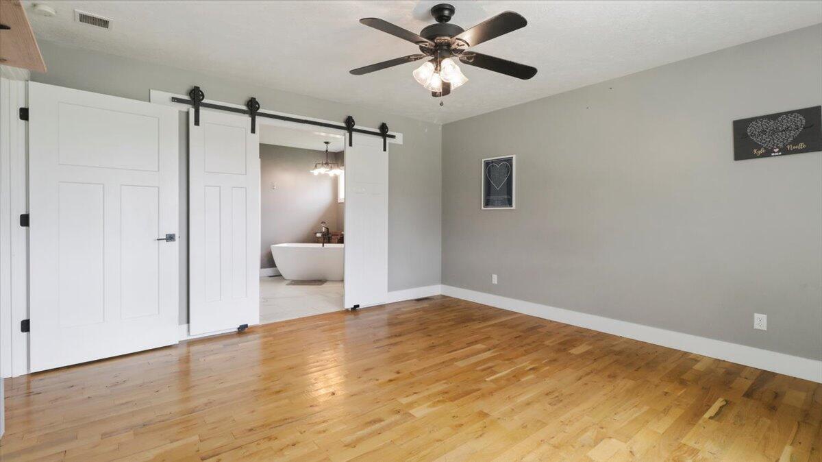 18351 Highway Bb Property Photo 15