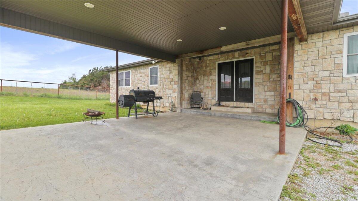 18351 Highway Bb Property Photo 25