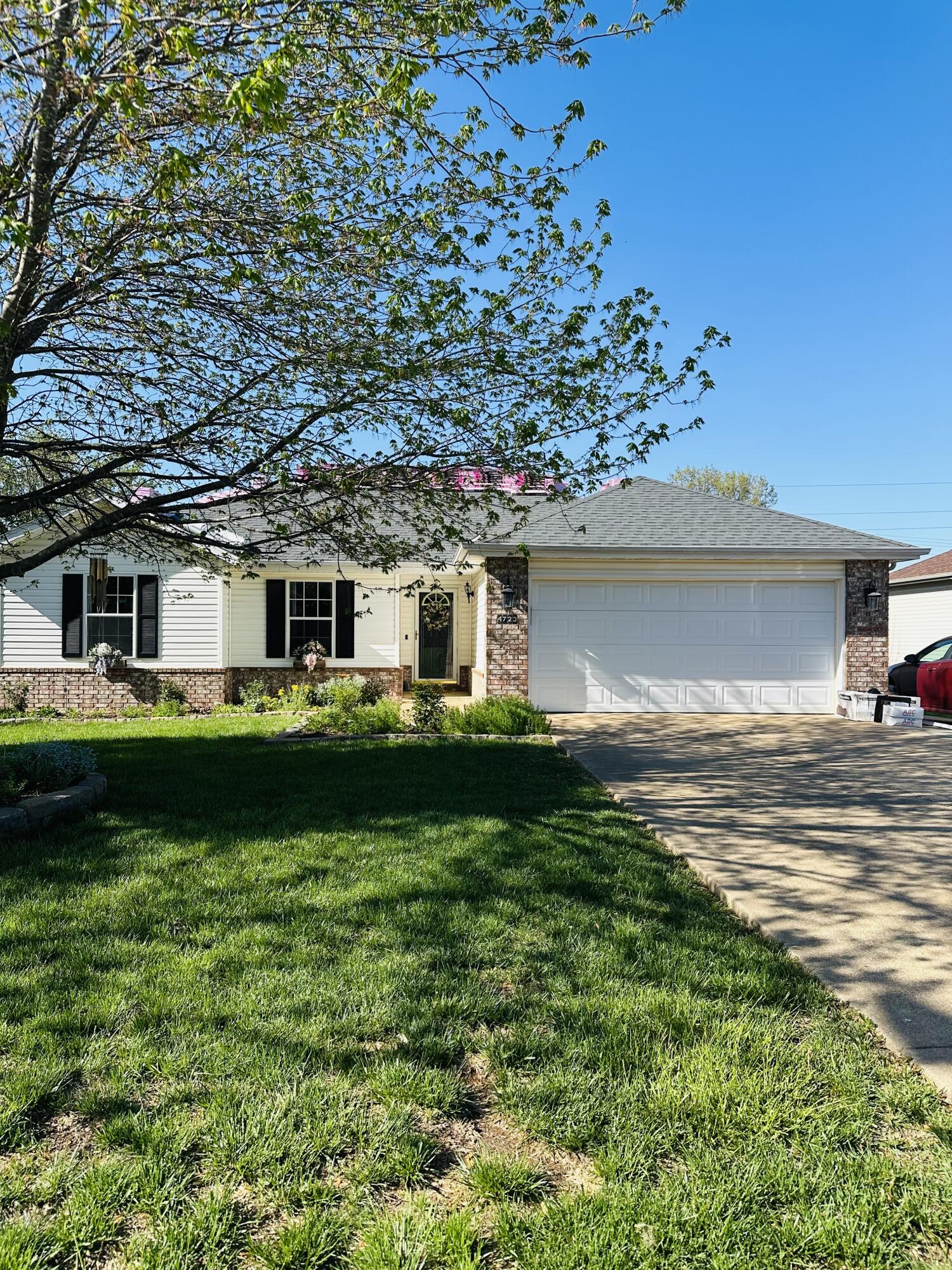 Hattiesburg Hills Real Estate Listings Main Image