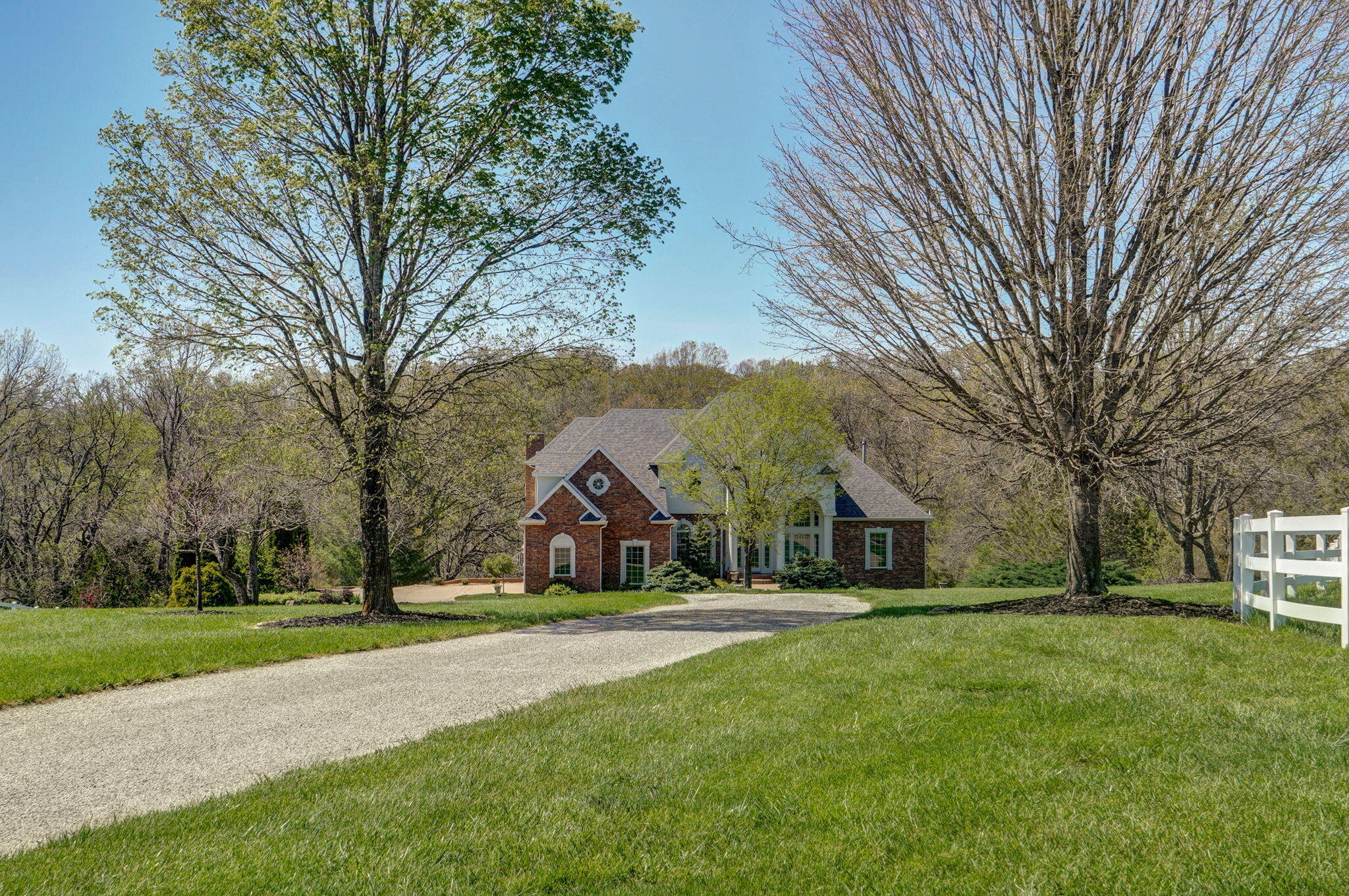 341 West Castlegate Drive Property Photo 12