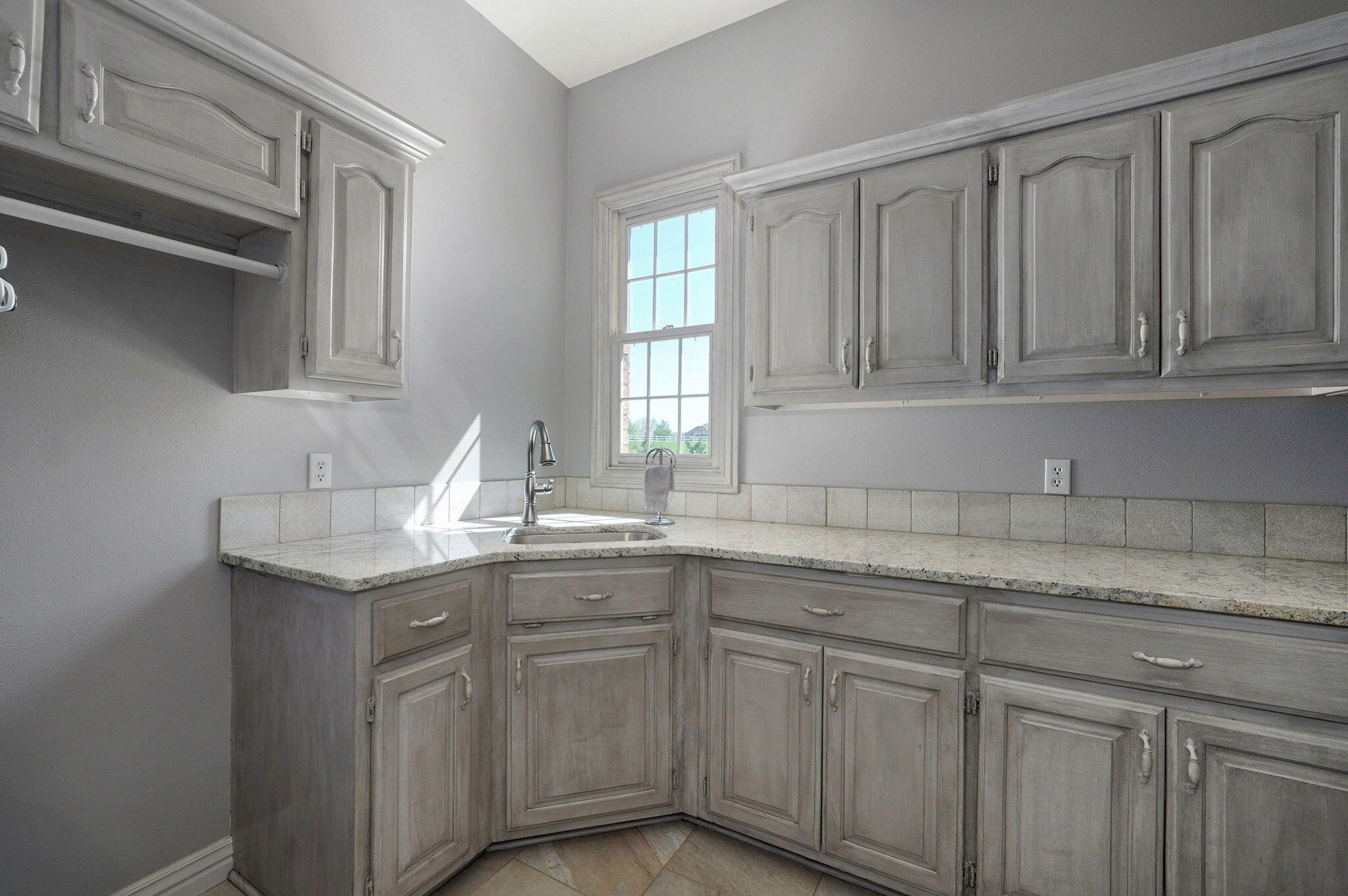 341 West Castlegate Drive Property Photo 45