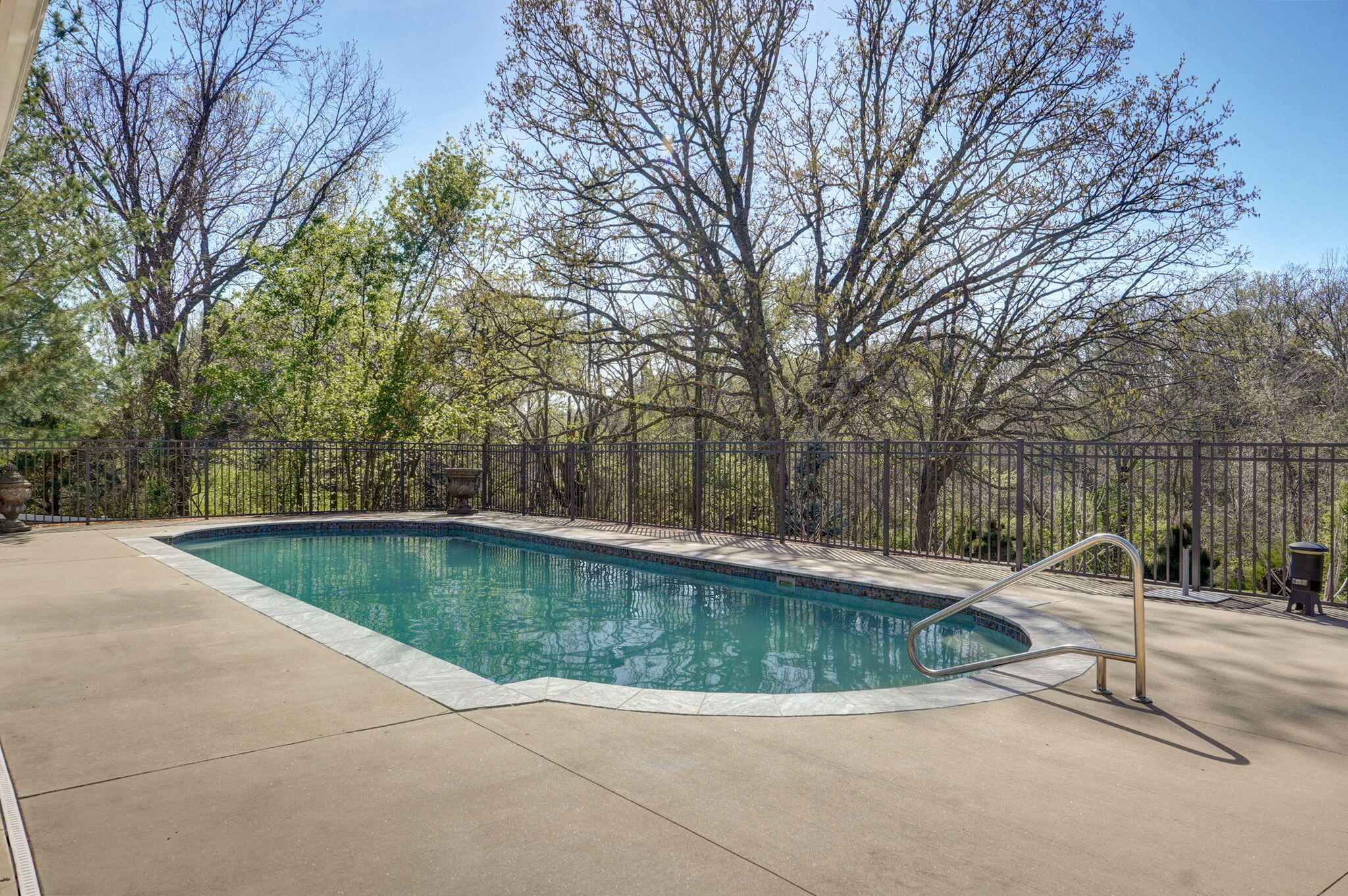 341 West Castlegate Drive Property Photo 84